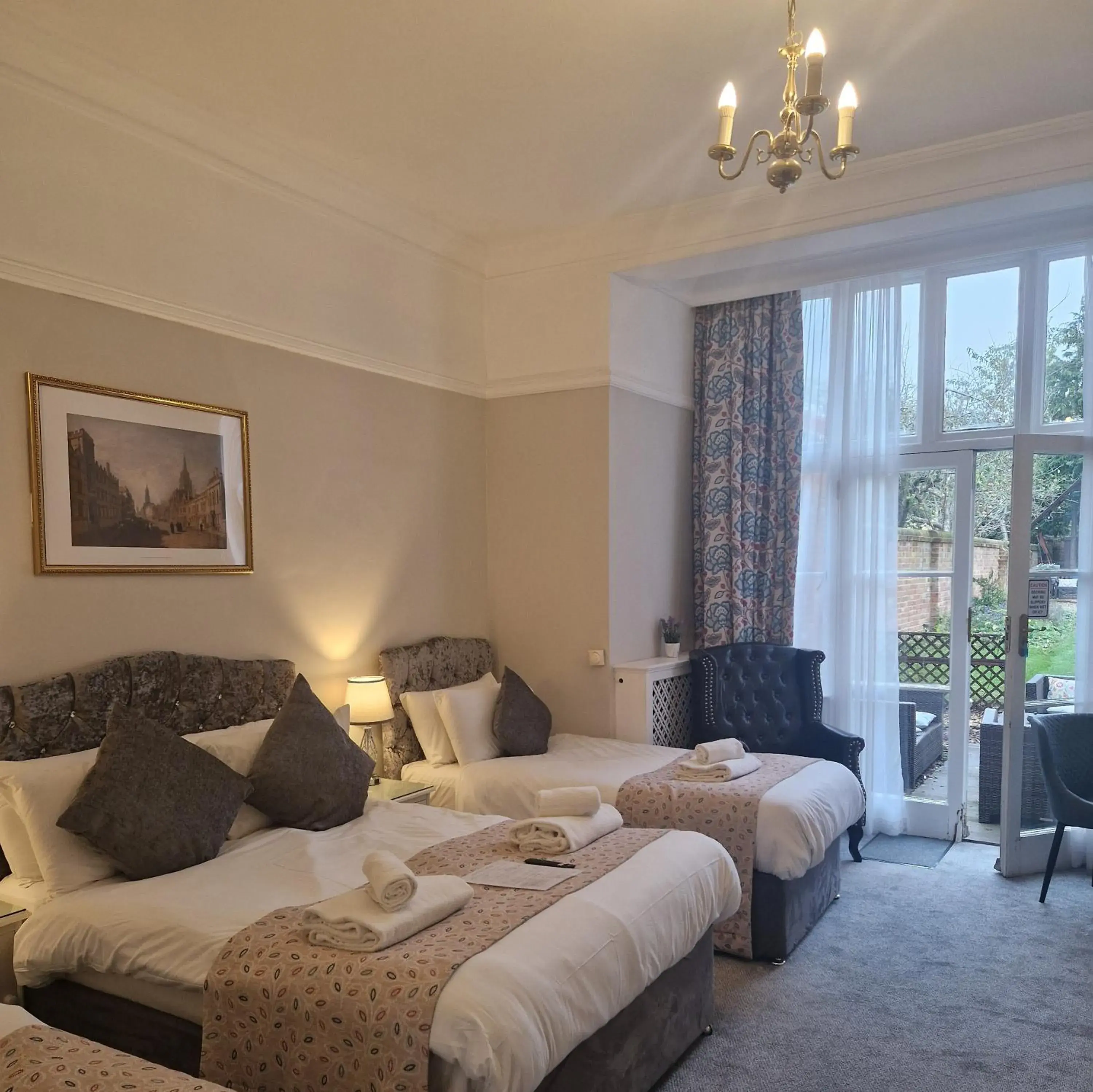 Deluxe Family Room in St Margaret's Hotel Deluxe Family Room in St Margaret's Hotel