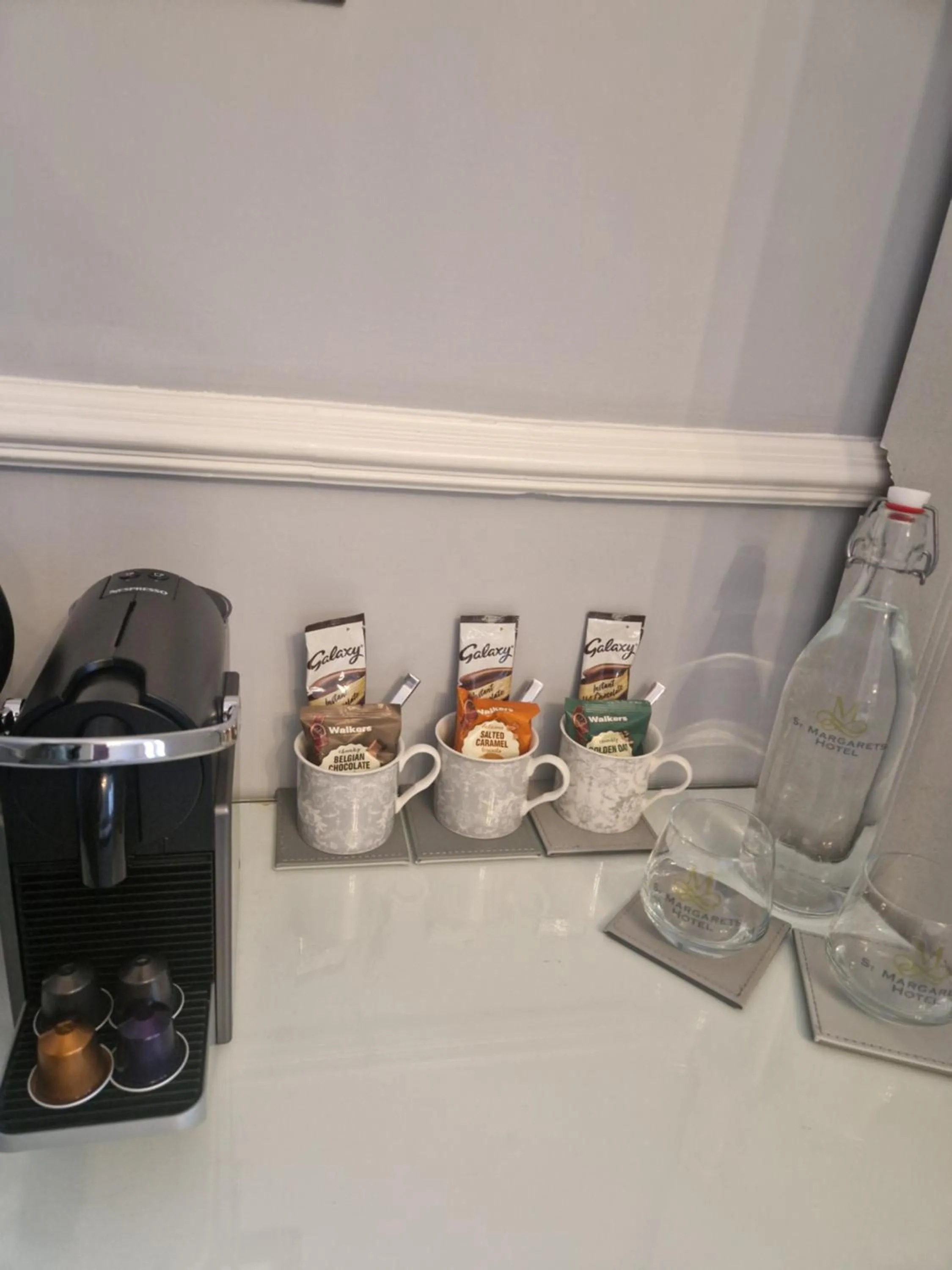 Coffee/tea facilities in St Margaret's Hotel