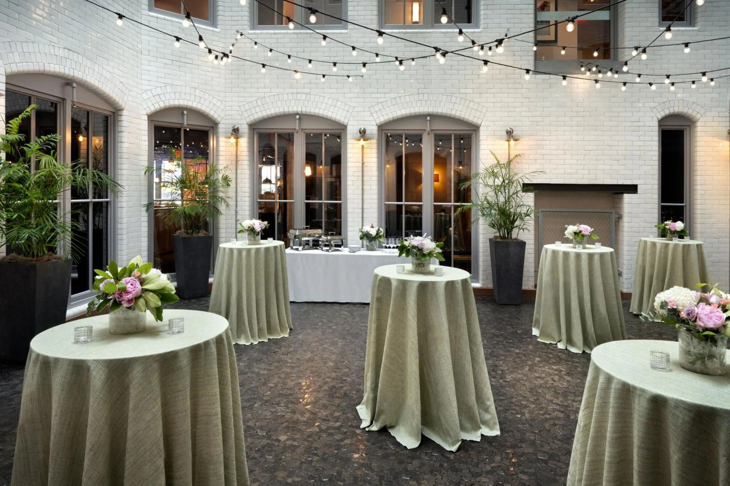 Meeting/conference room in Residence Inn by Marriott Boston Downtown Seaport