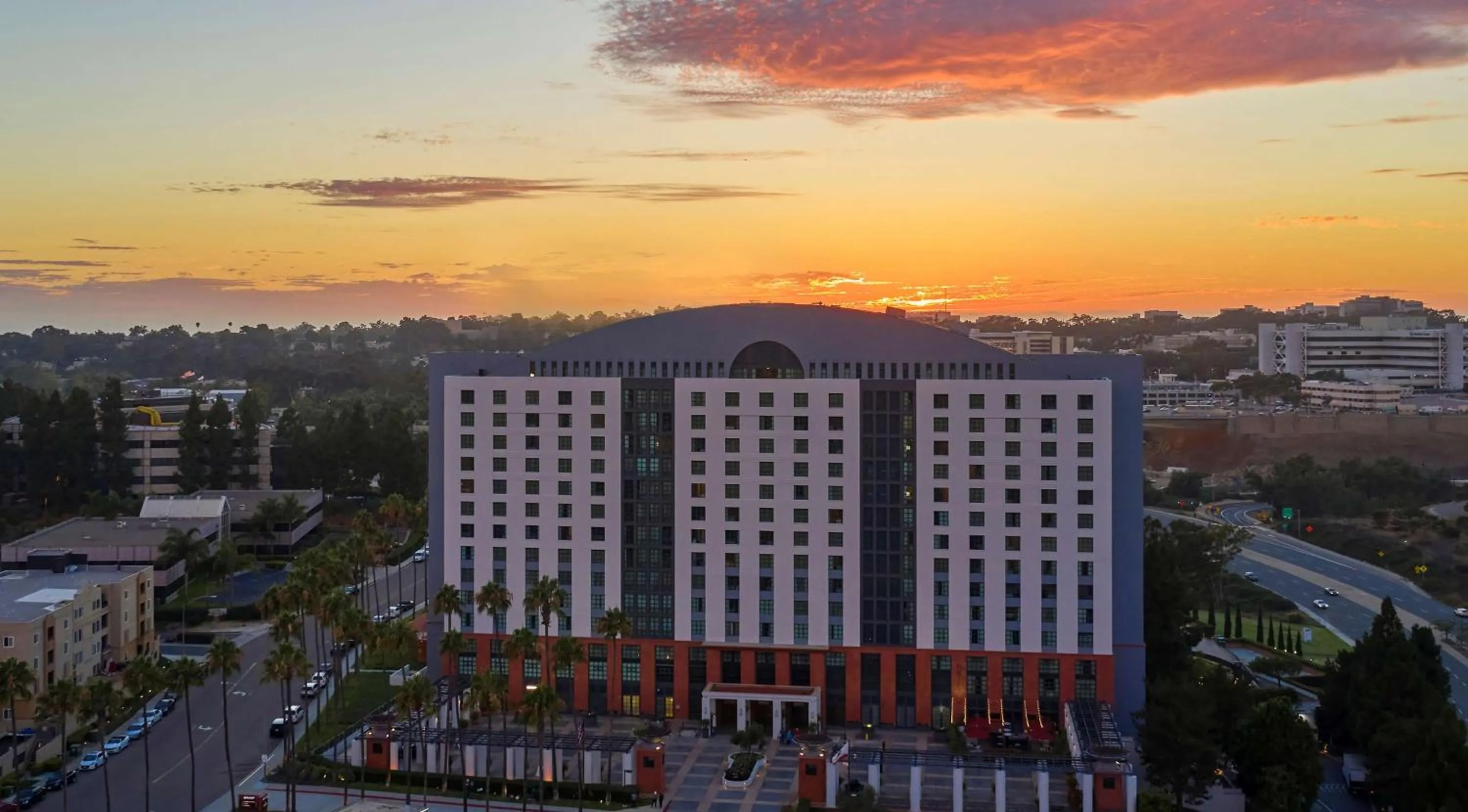 Property building in Hyatt Regency La Jolla at Aventine