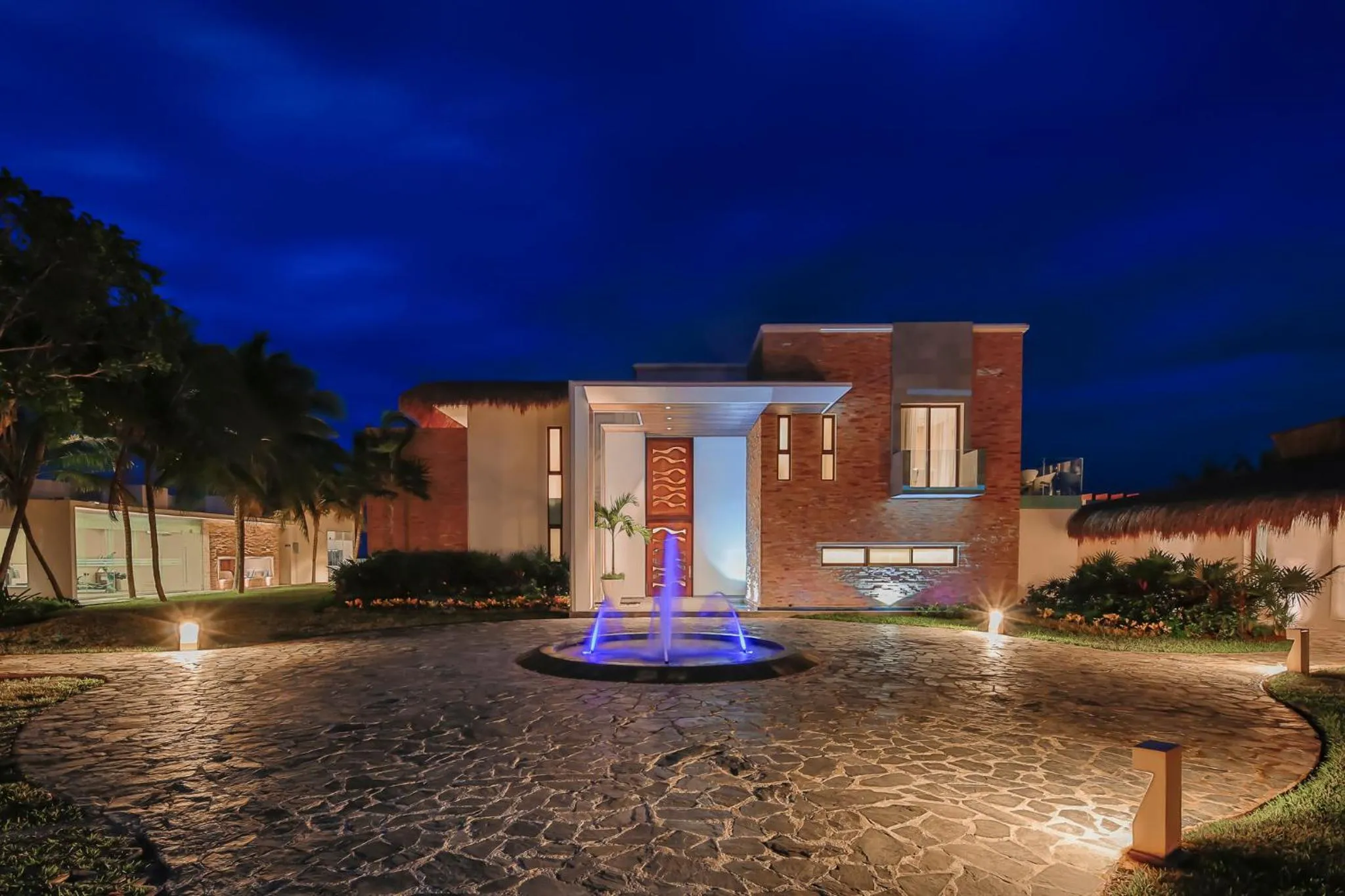 Facade/entrance in Azul Villa Esmeralda - Gourmet All Inclusive by Karisma
