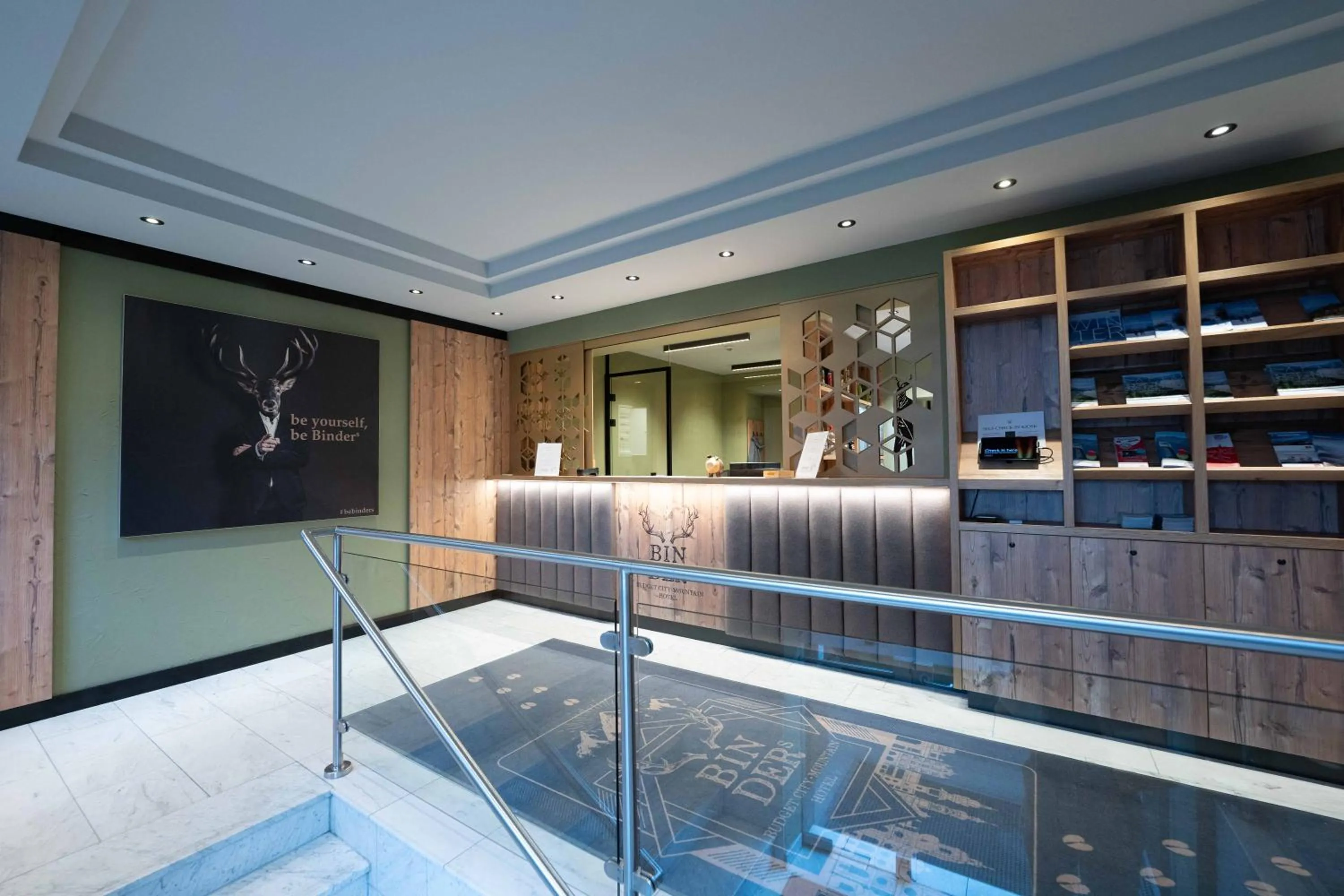 Lobby or reception in BinderS Budget City-Mountain Hotel