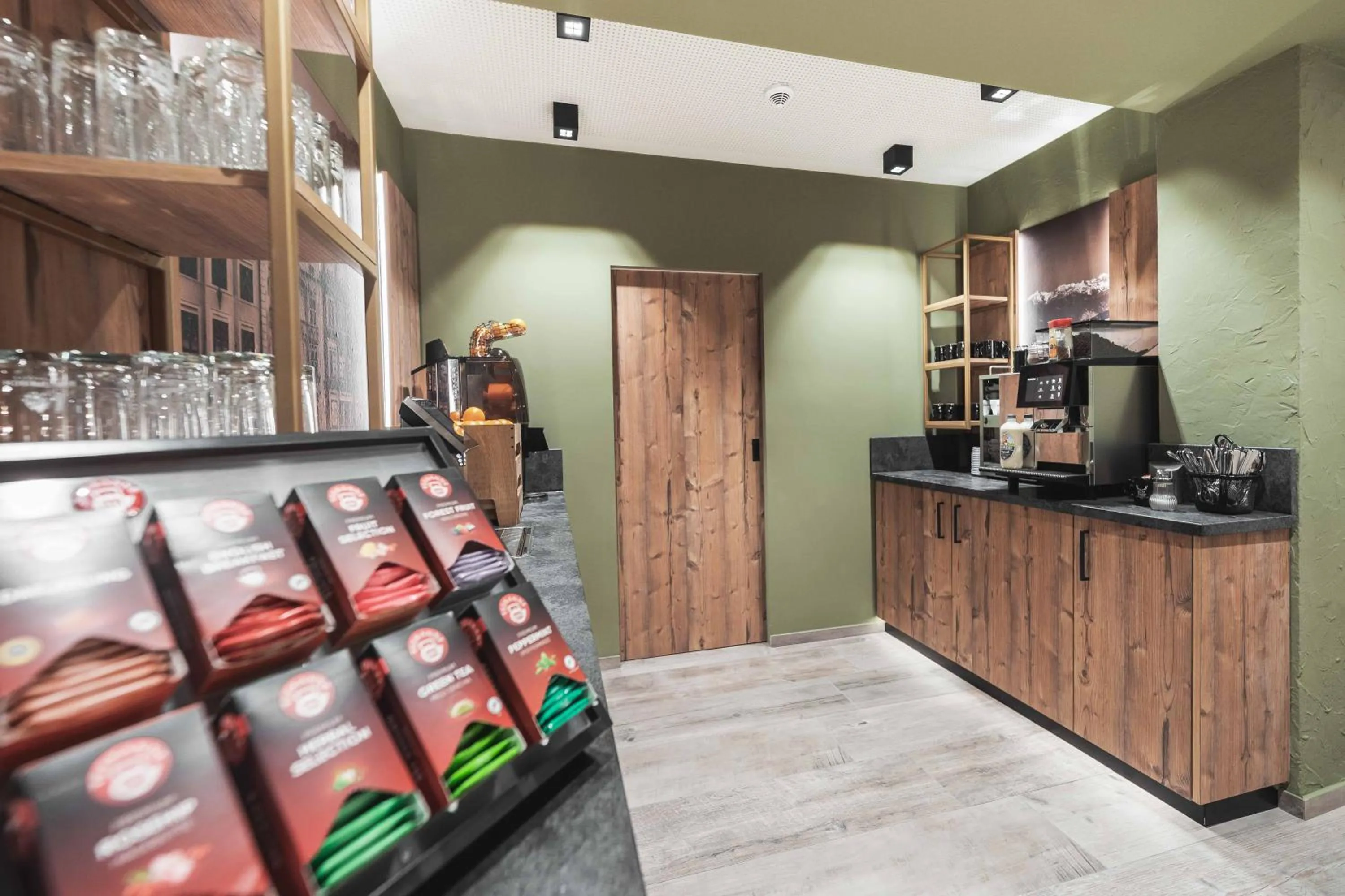 Buffet breakfast in BinderS Budget City-Mountain Hotel