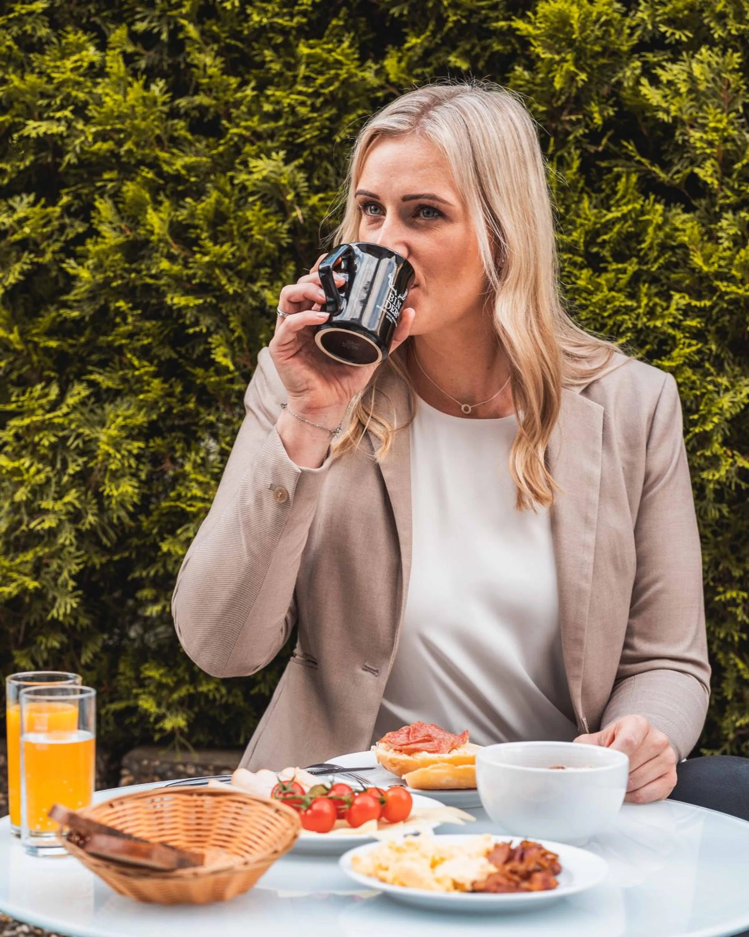 Breakfast in BinderS Budget City-Mountain Hotel