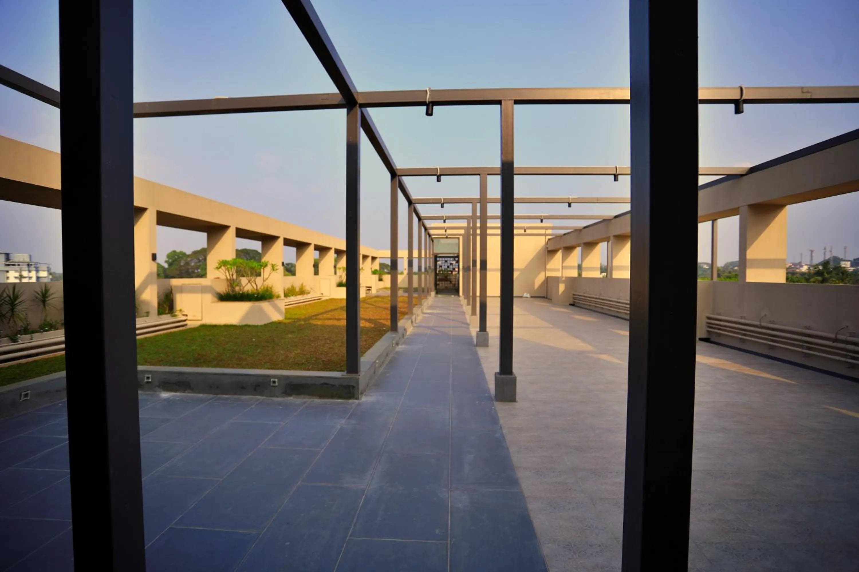 Restaurant/places to eat in E.05 City Inn