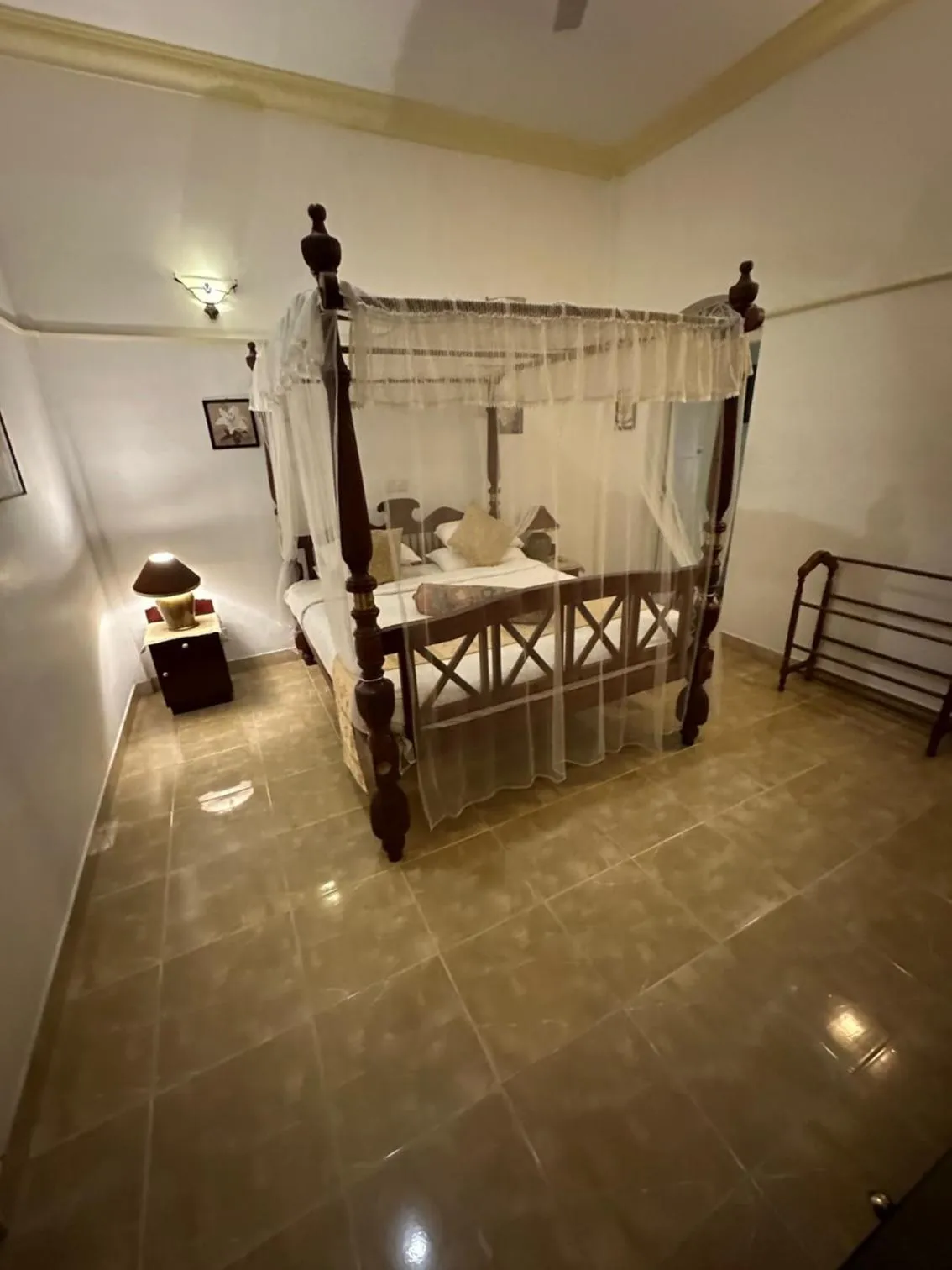Bed in Manor House-Kandy