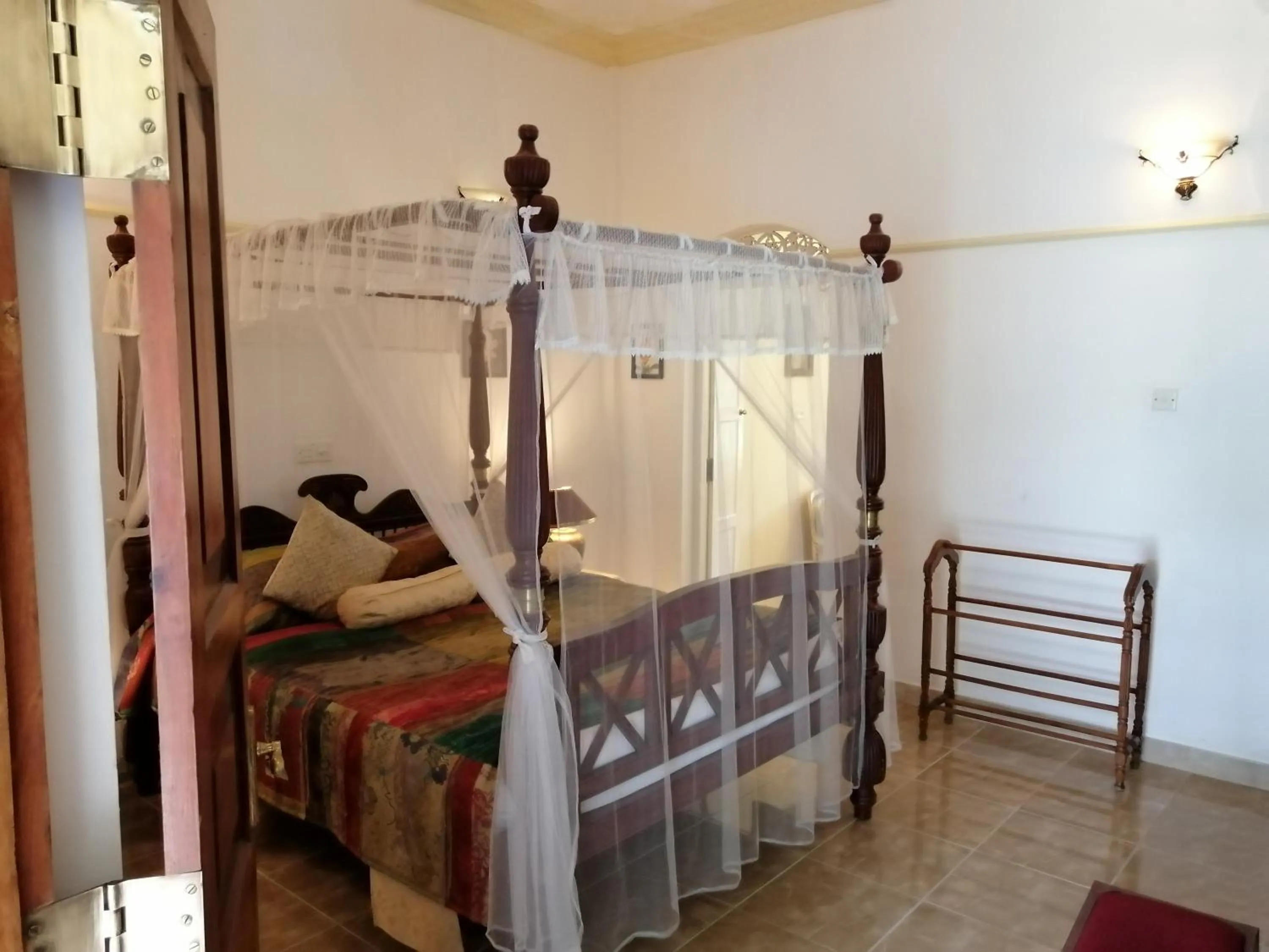 Property building, Bed in Manor House-Kandy