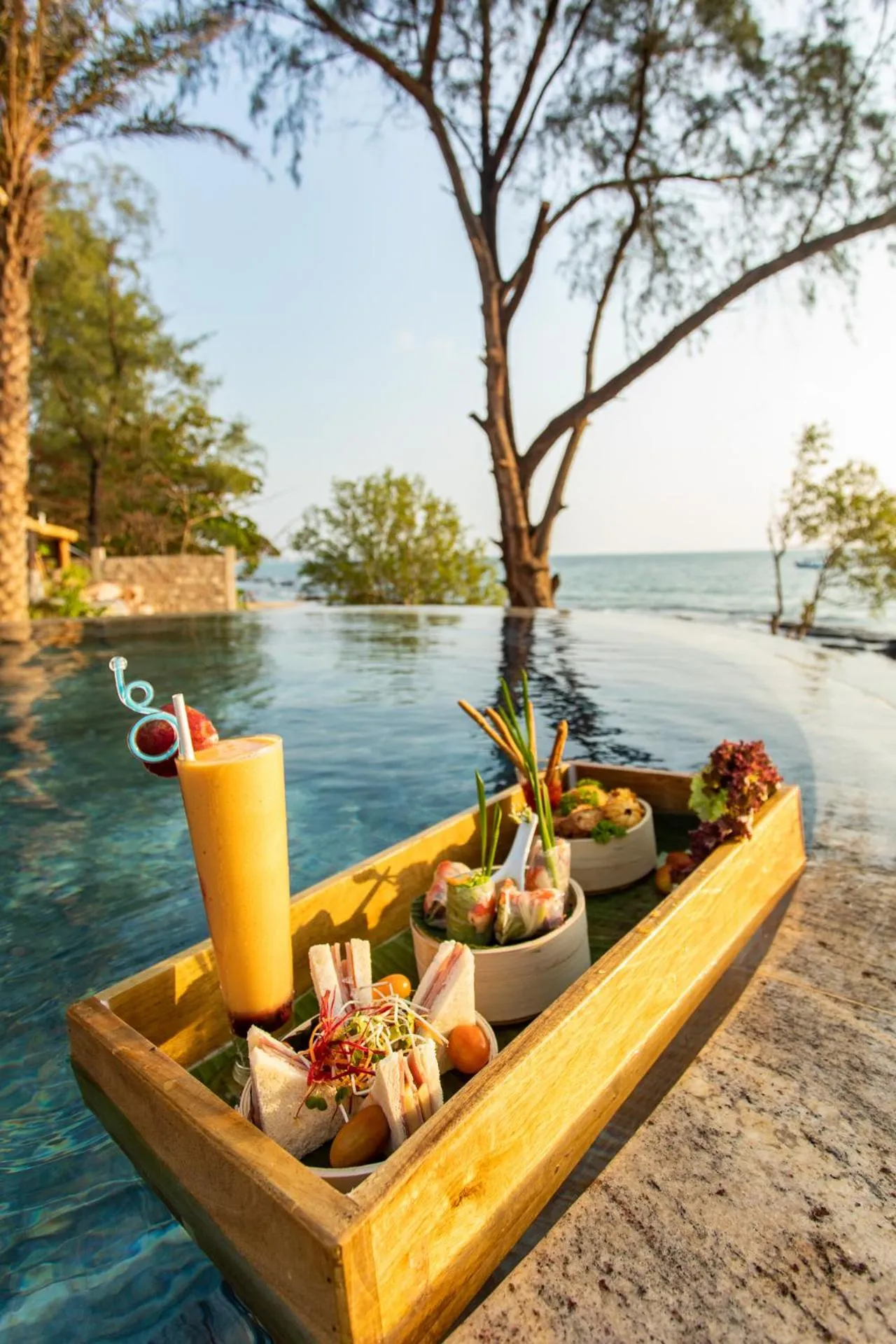 Lounge or bar in Ocean Bay Resort & Spa Phu Quoc
