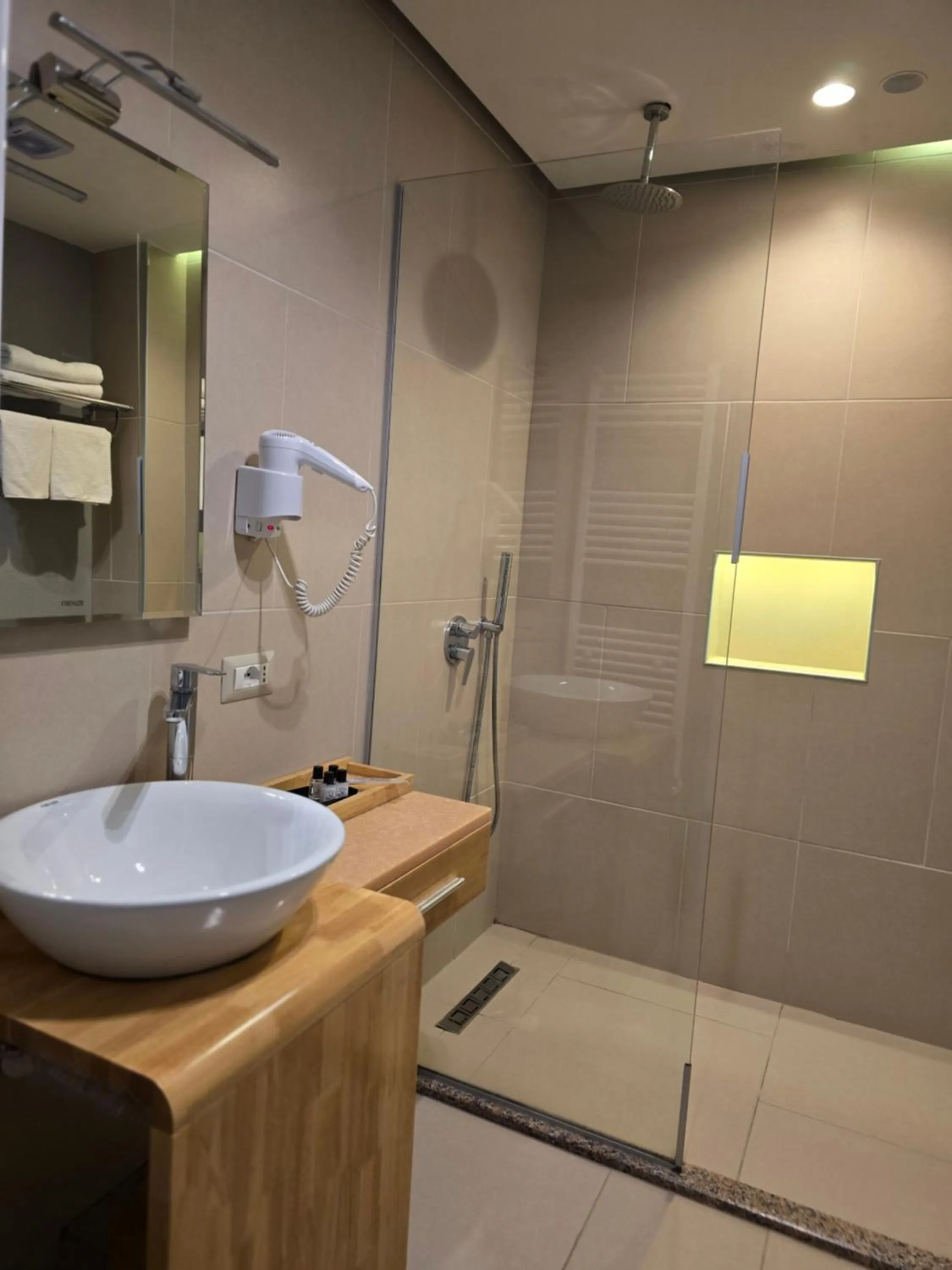 Shower in Perla Hotel