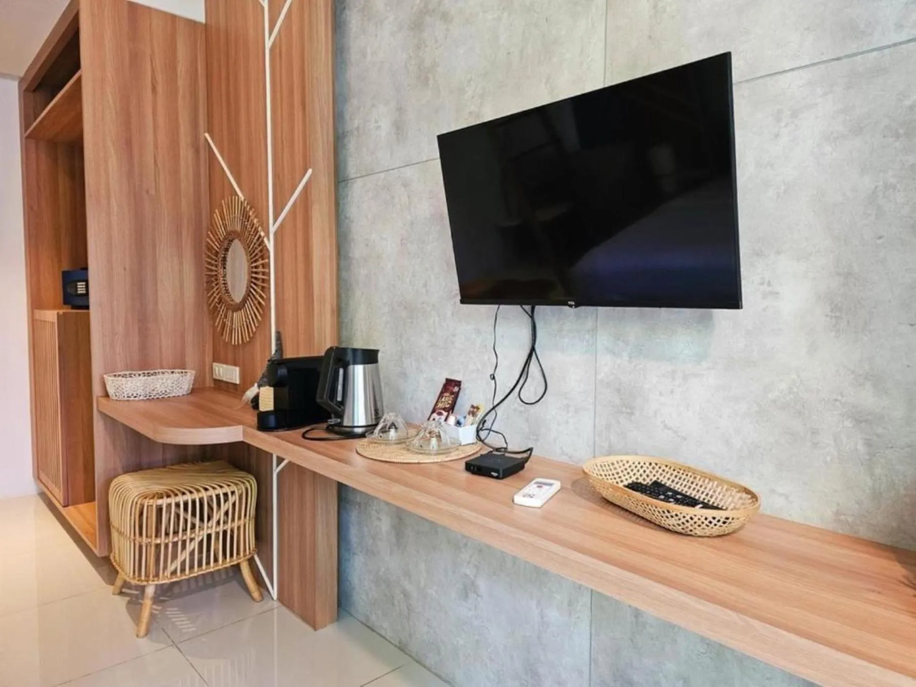 Area and facilities in Siri Lagoona Resort