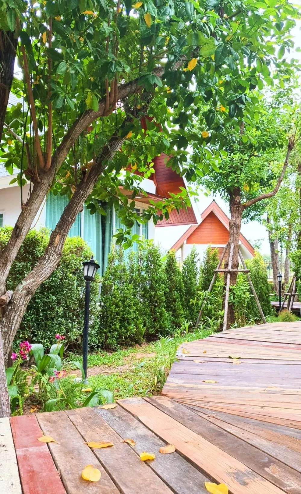 Day in Siri Lagoona Resort