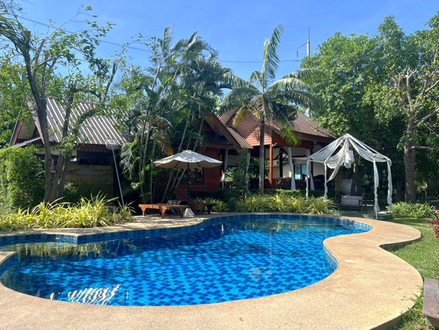 Swimming pool in Siri Lagoona Resort