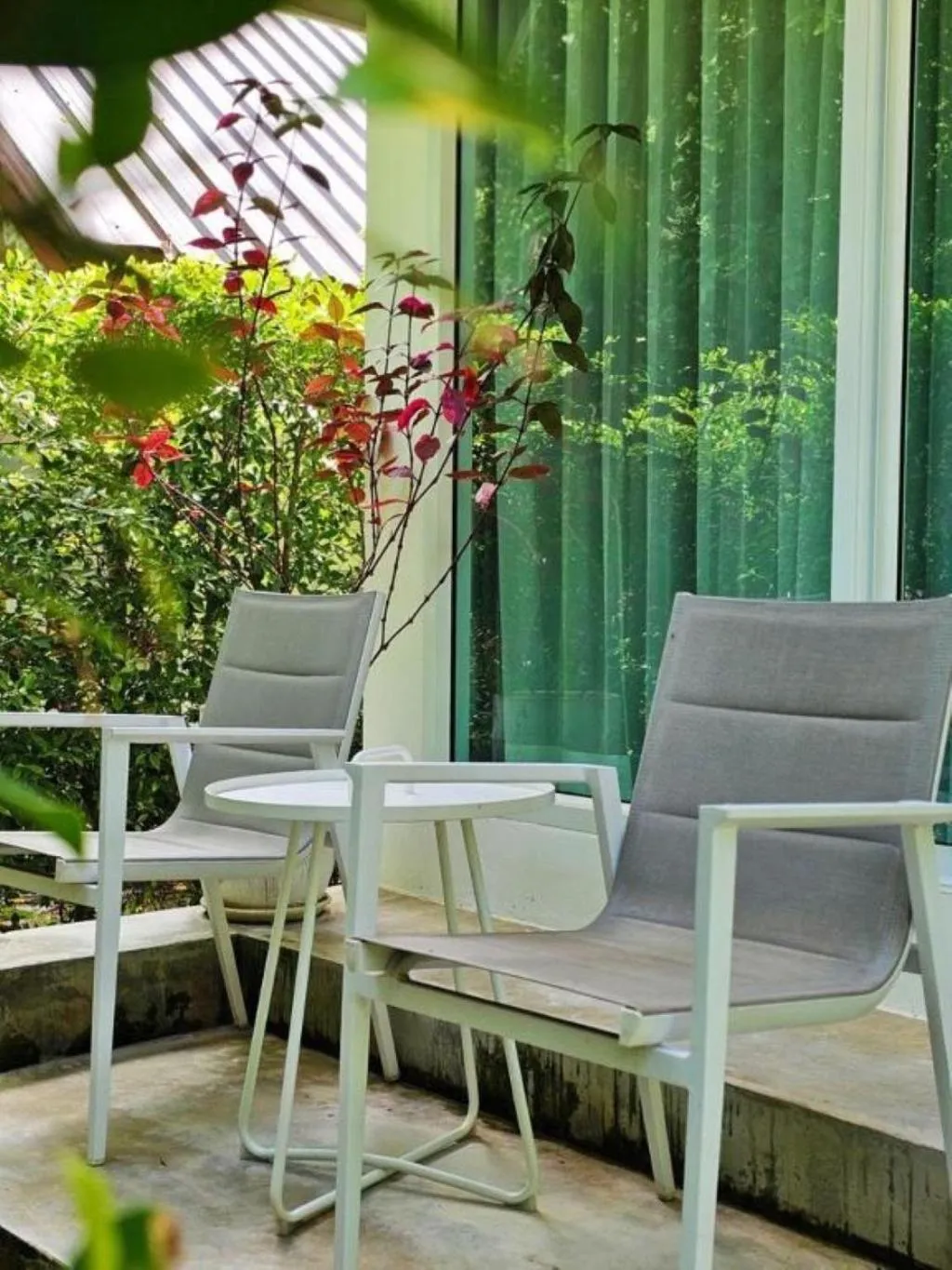 Seating area in Siri Lagoona Resort