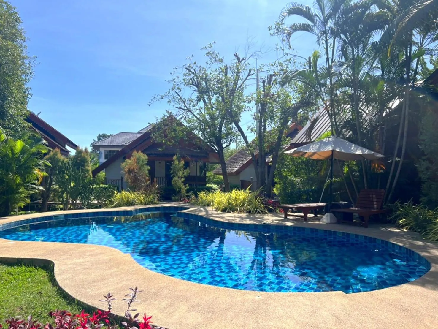 Swimming pool in Siri Lagoona Resort