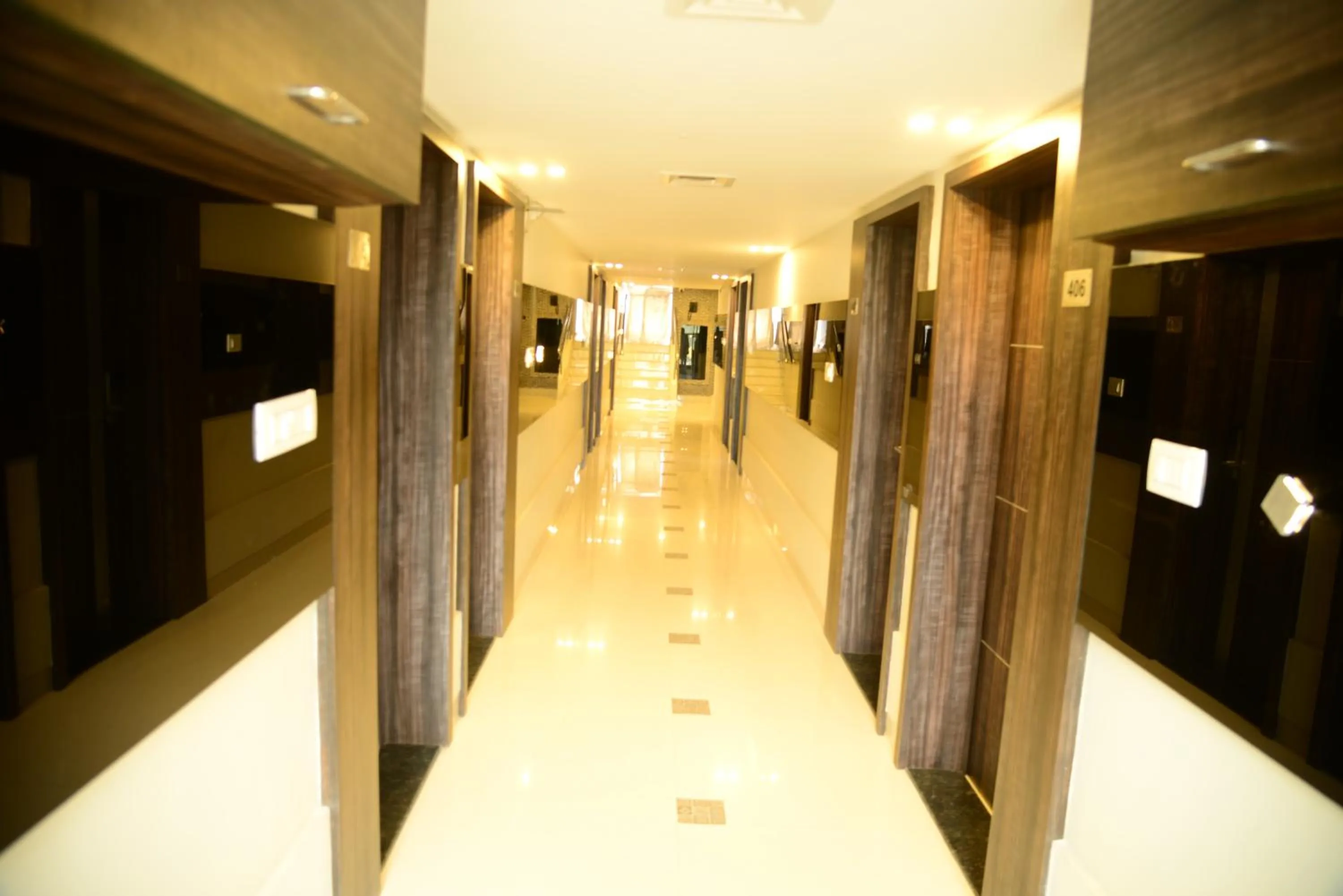 Property building in Miles Inn Hotel