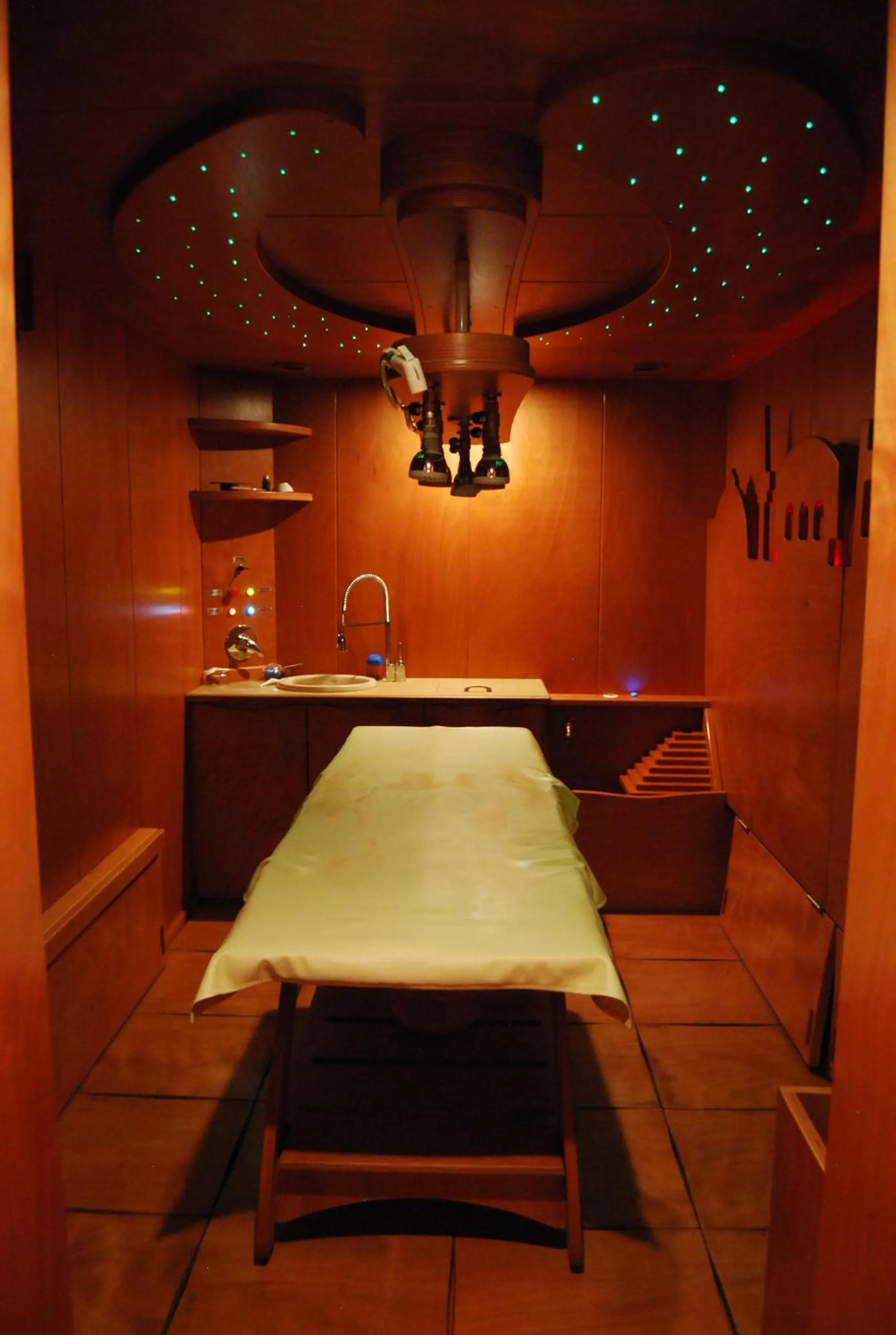 Spa and wellness centre/facilities in 2 KITARRAT Boutique Hotel & SPA