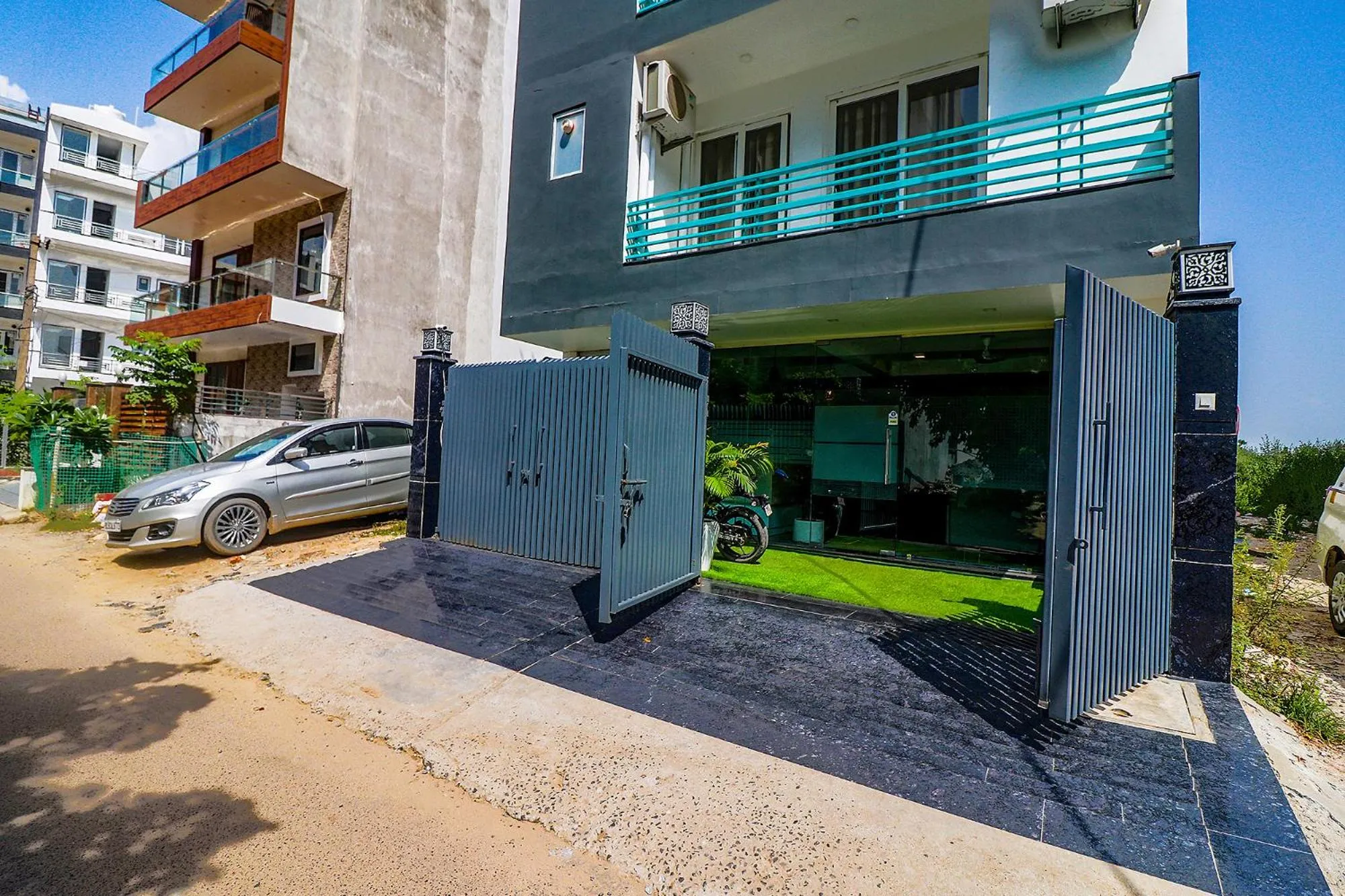 Facade/entrance in FabHotel Kiara The Private Suites