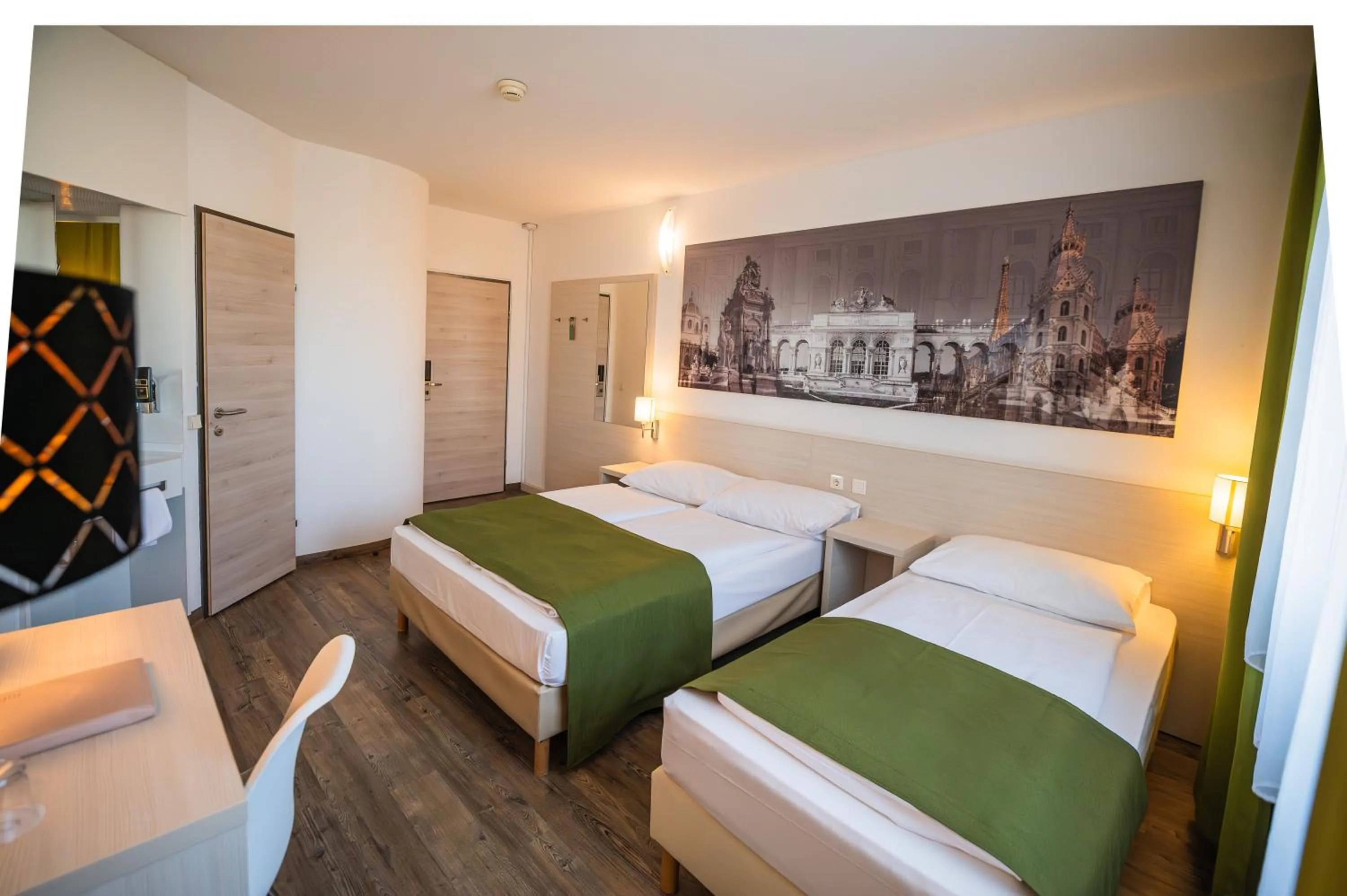 Photo of the whole room, Bed in LifeHotel Vienna Airport