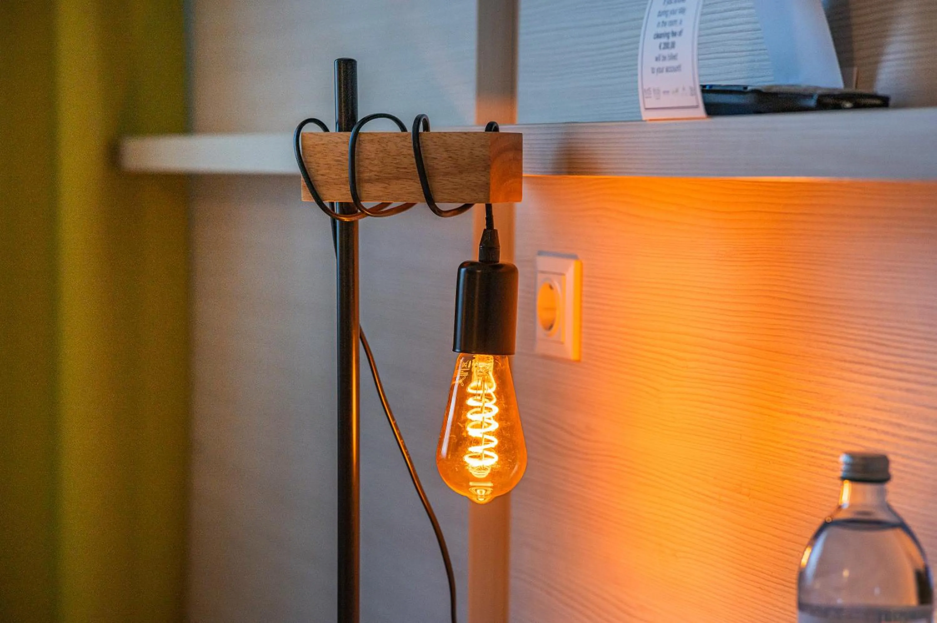 Bedroom in LifeHotel Vienna Airport