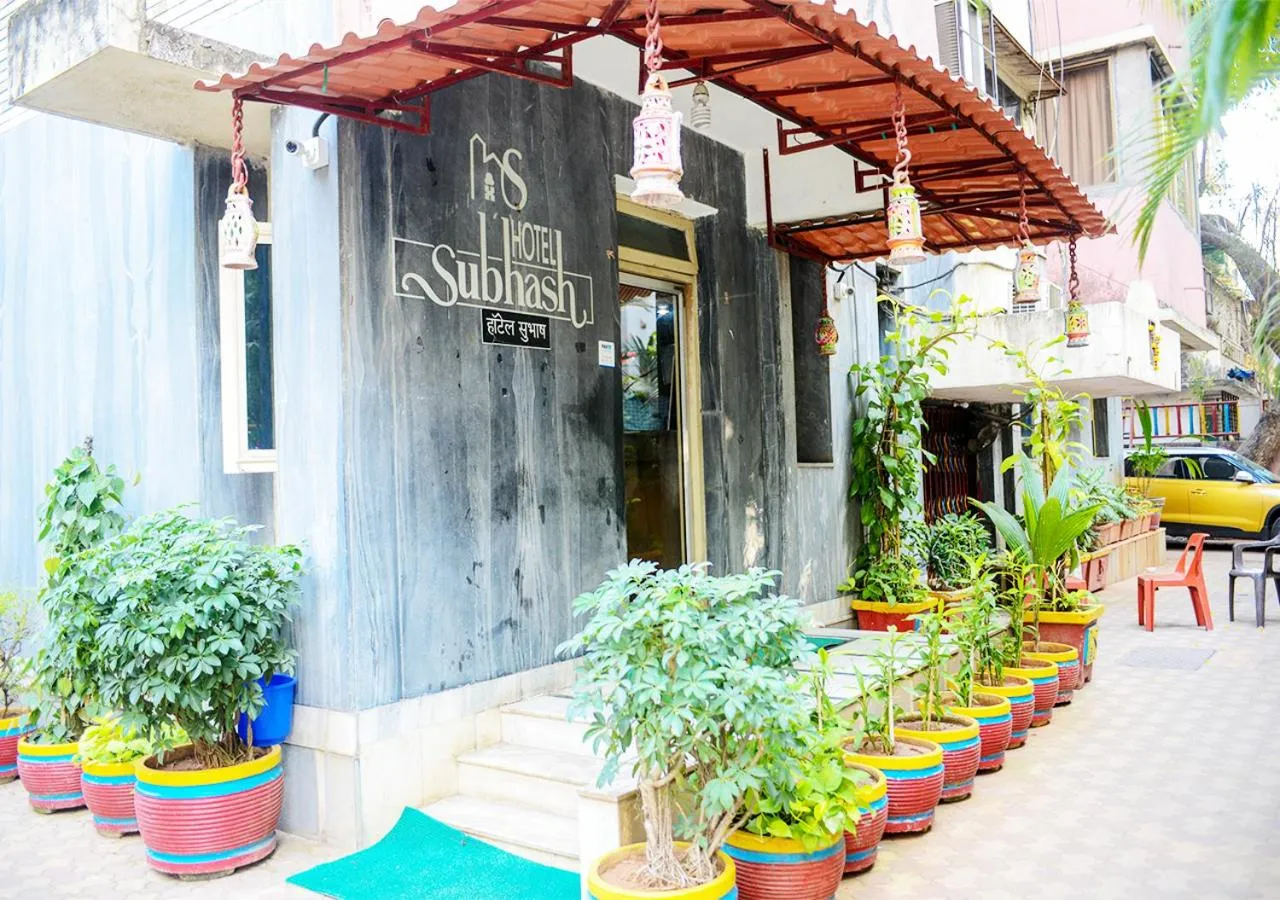 Facade/entrance in Hotel Subhash- Andheri