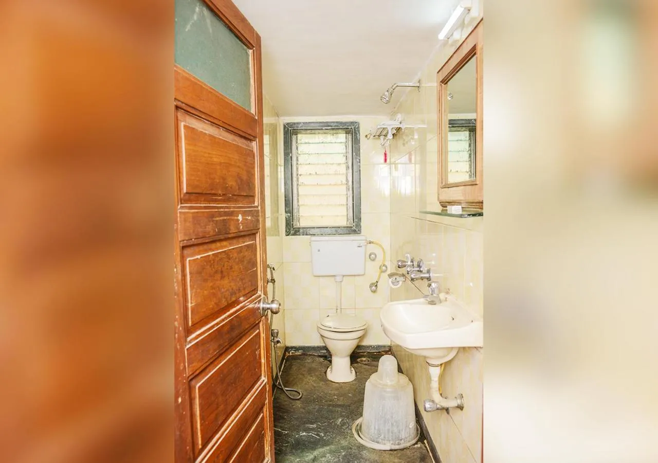 Bathroom in Hotel Subhash- Andheri