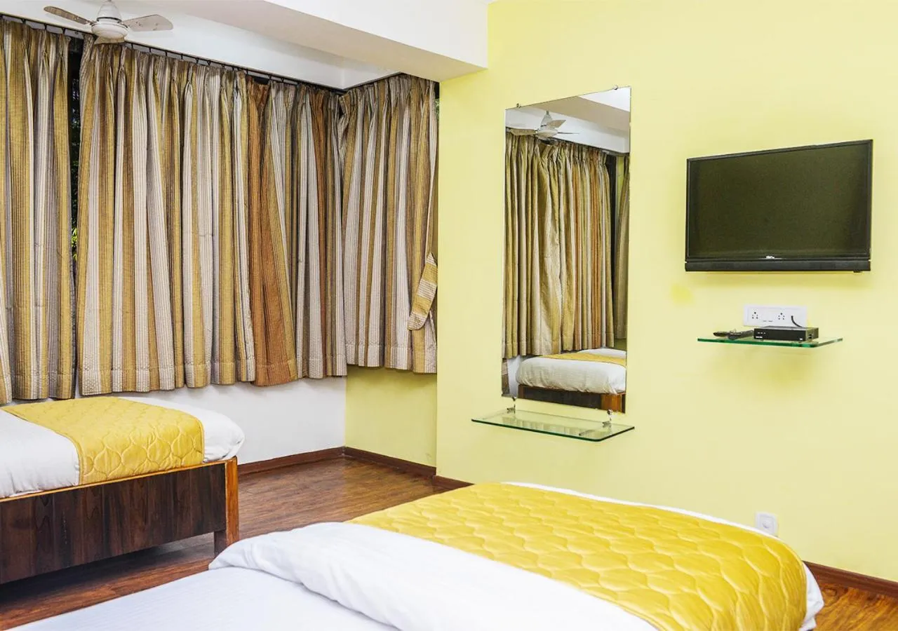 Bed in Hotel Subhash- Andheri