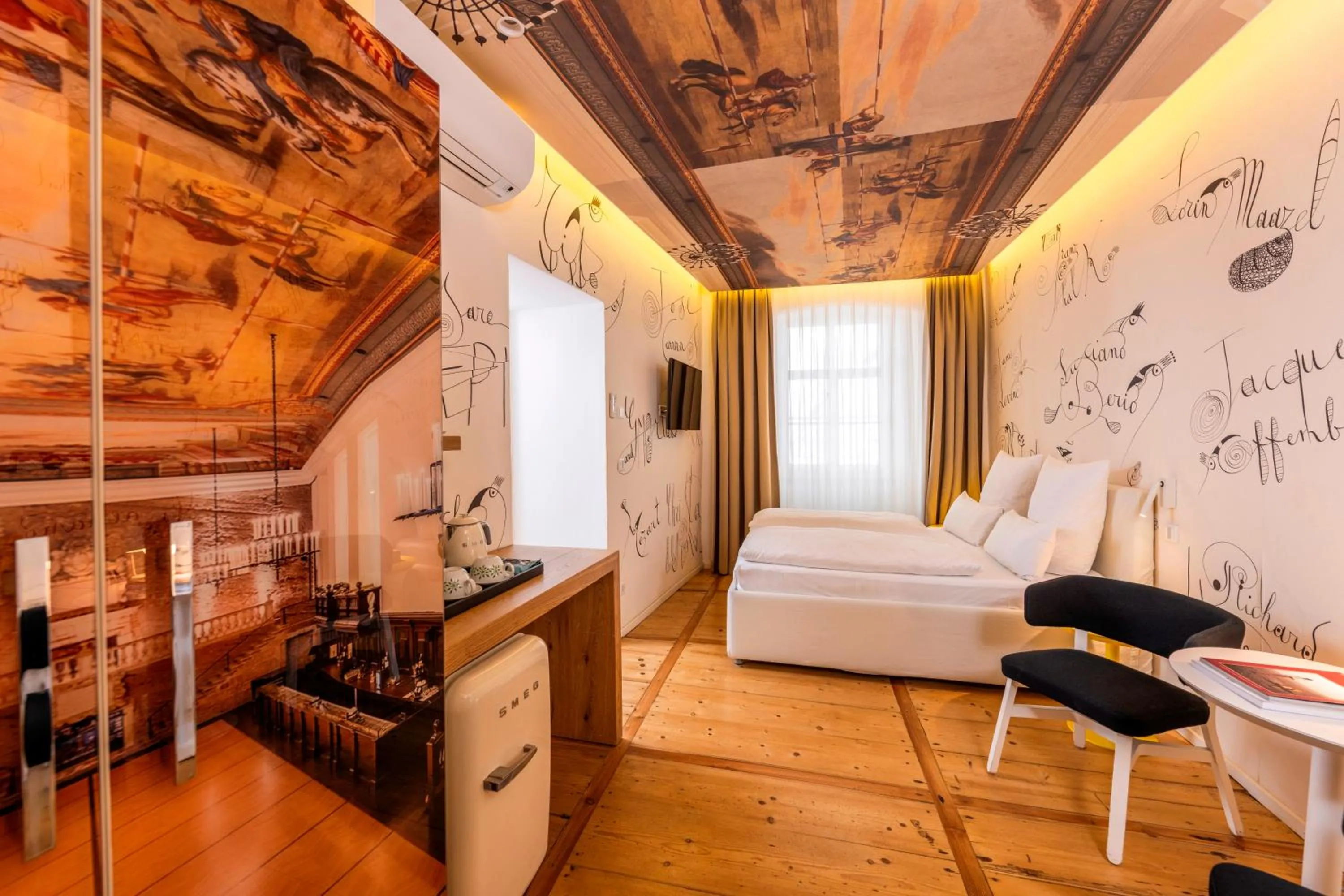 Photo of the whole room in Small Luxury Hotel Goldgasse