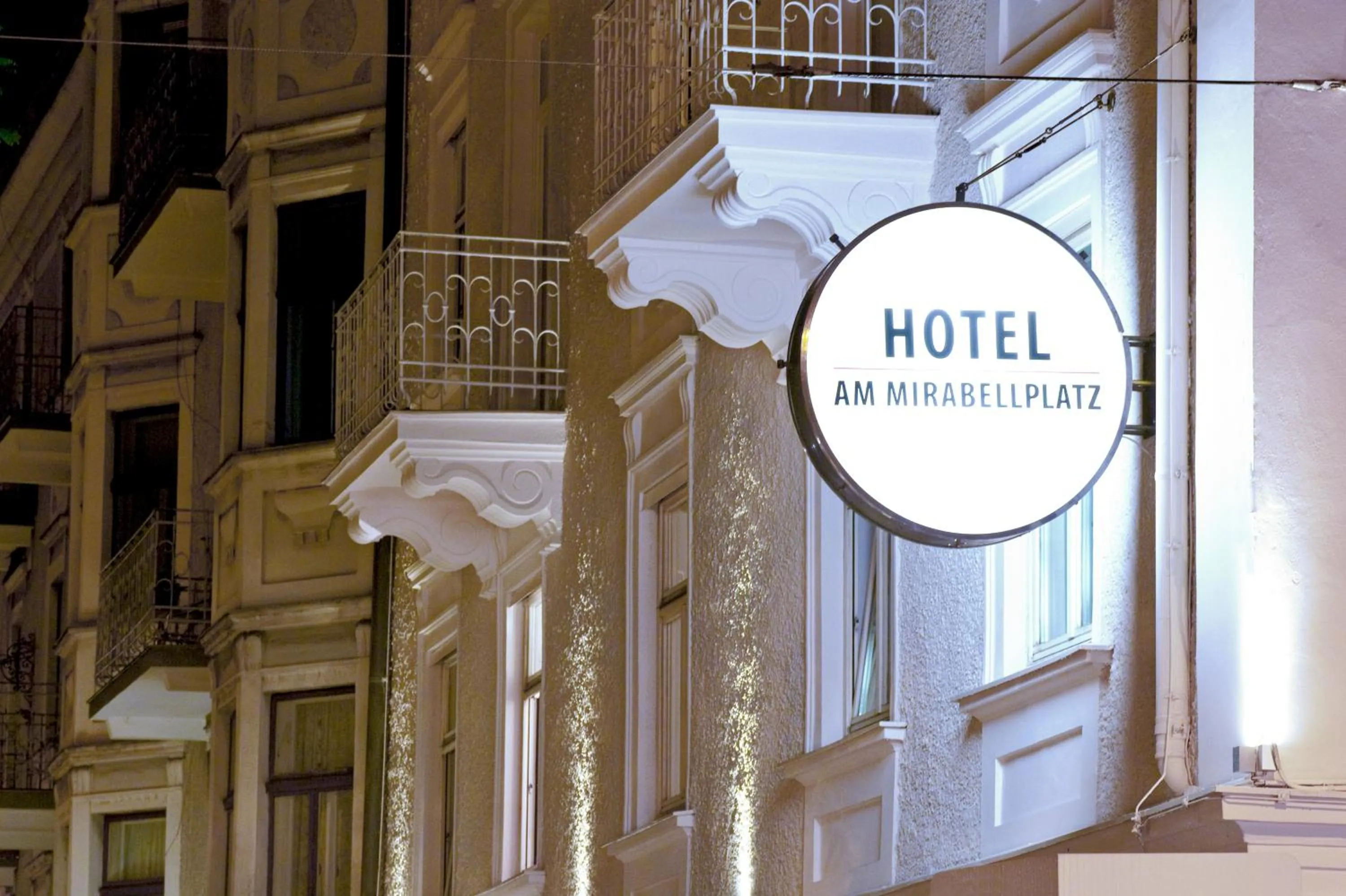 Facade/entrance in Hotel am Mirabellplatz