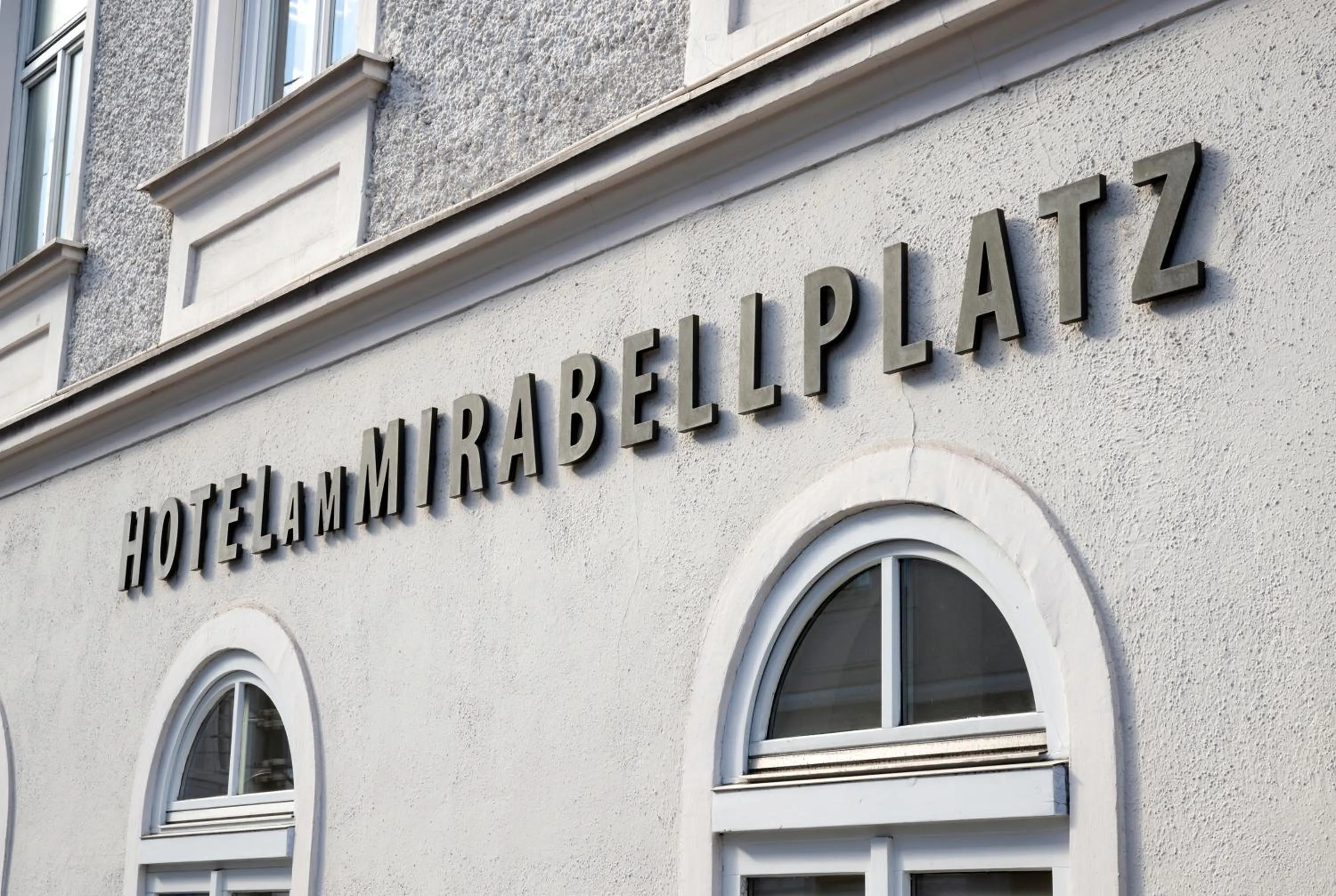 Property logo or sign in Hotel am Mirabellplatz