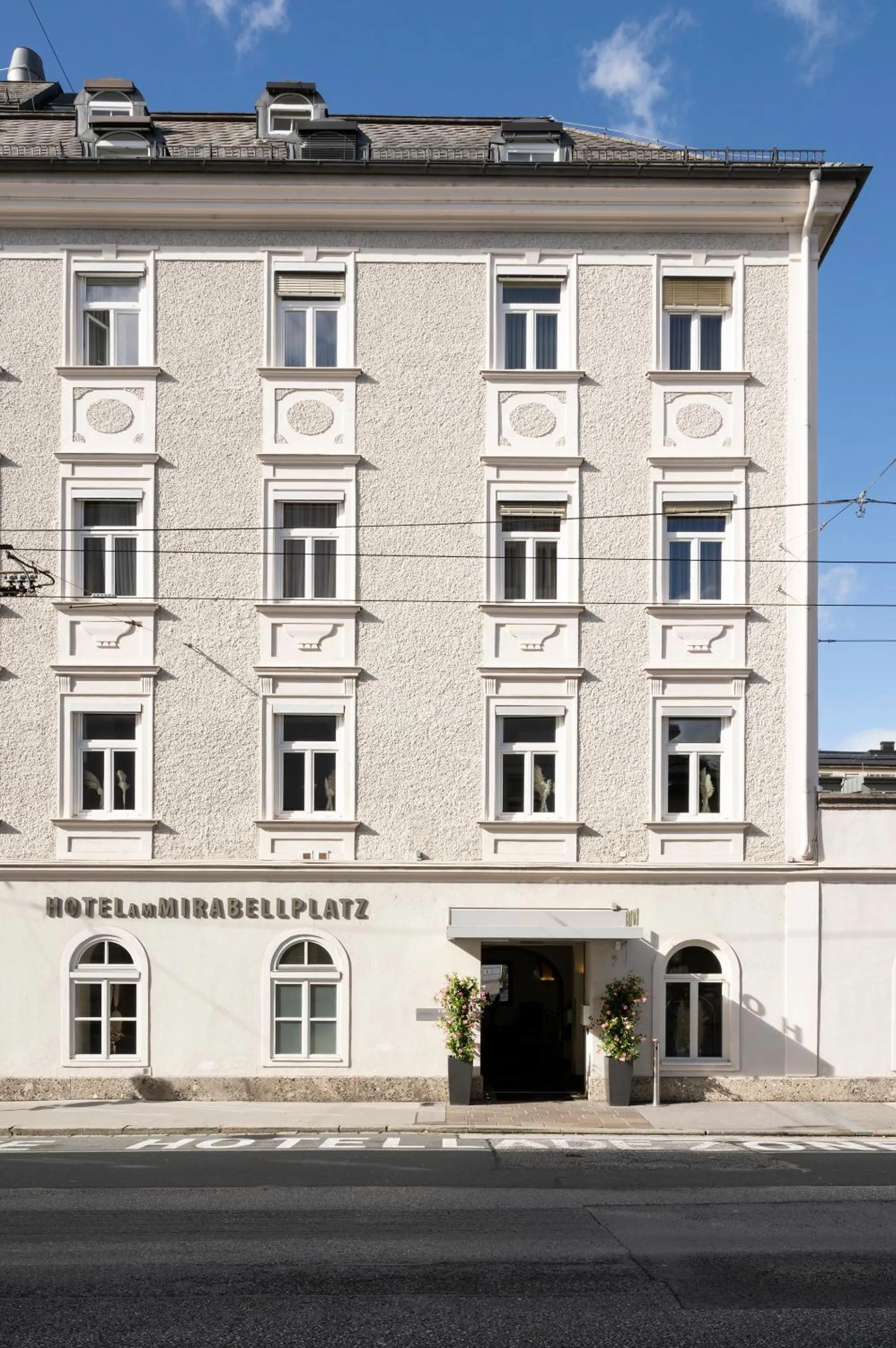 Property building in Hotel am Mirabellplatz