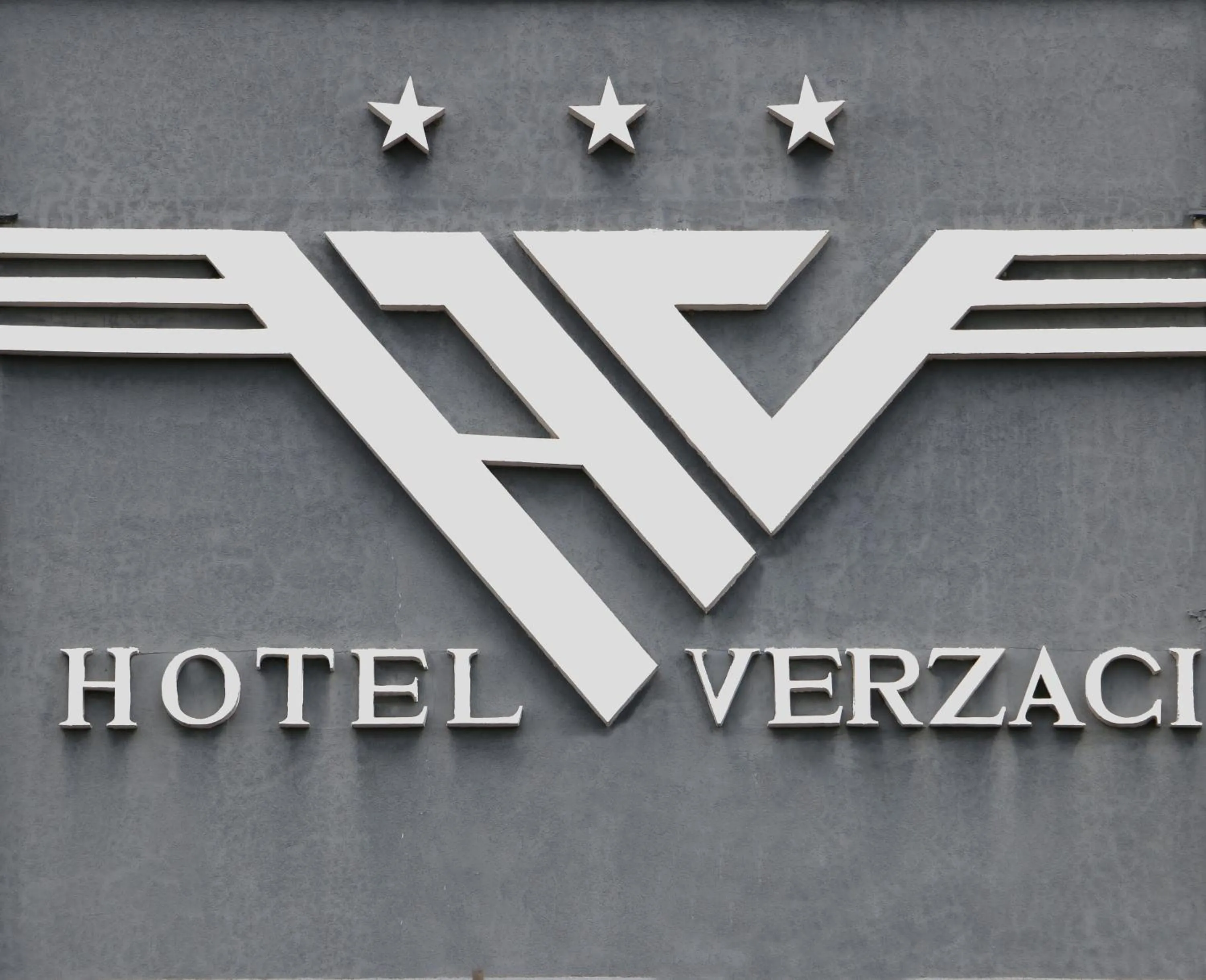 Property logo or sign in Hotel Verzaci