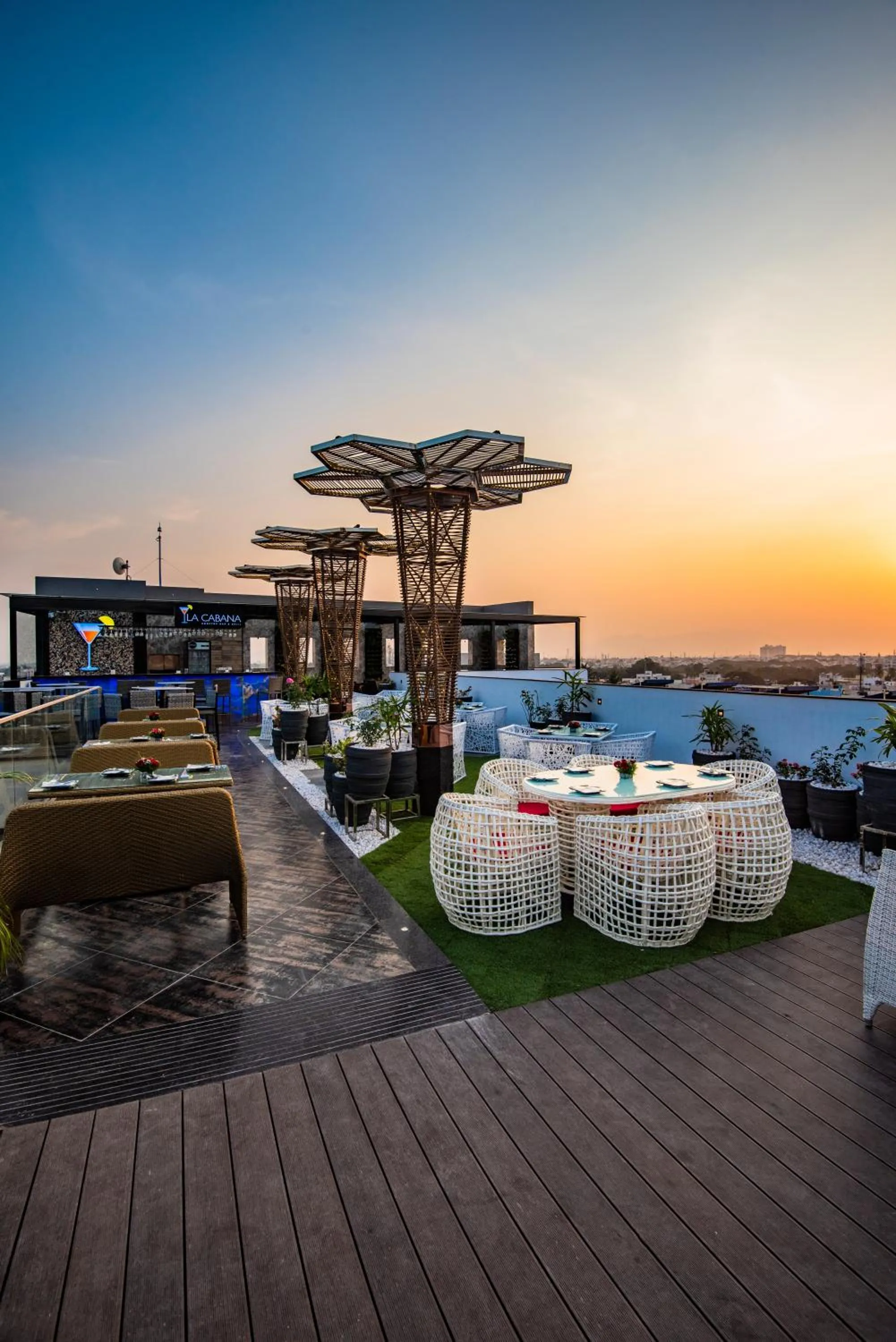 Restaurant/places to eat in Hotel Park Elanza Coimbatore