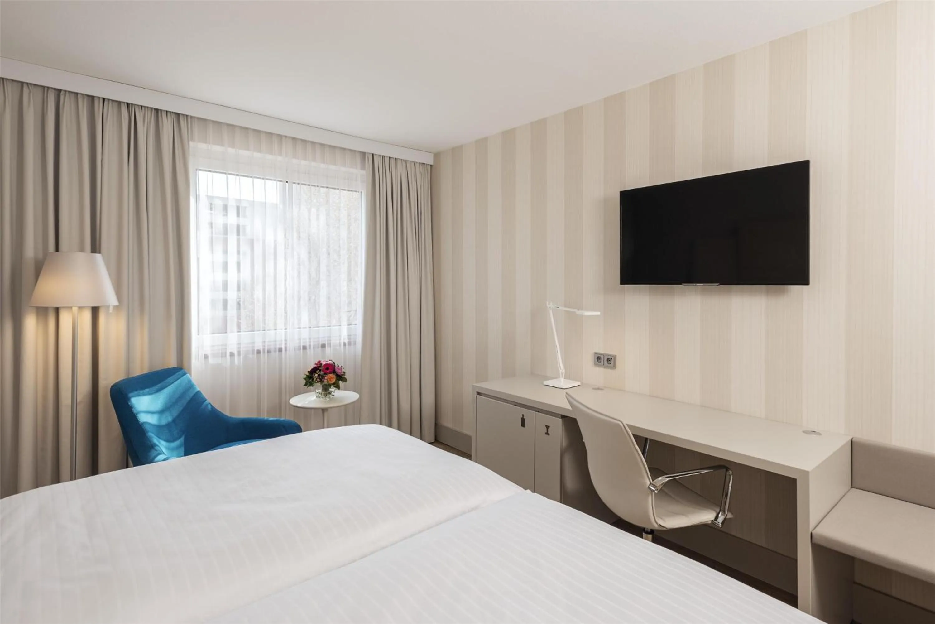 Bedroom, Bed in NH Vienna Airport Conference Center