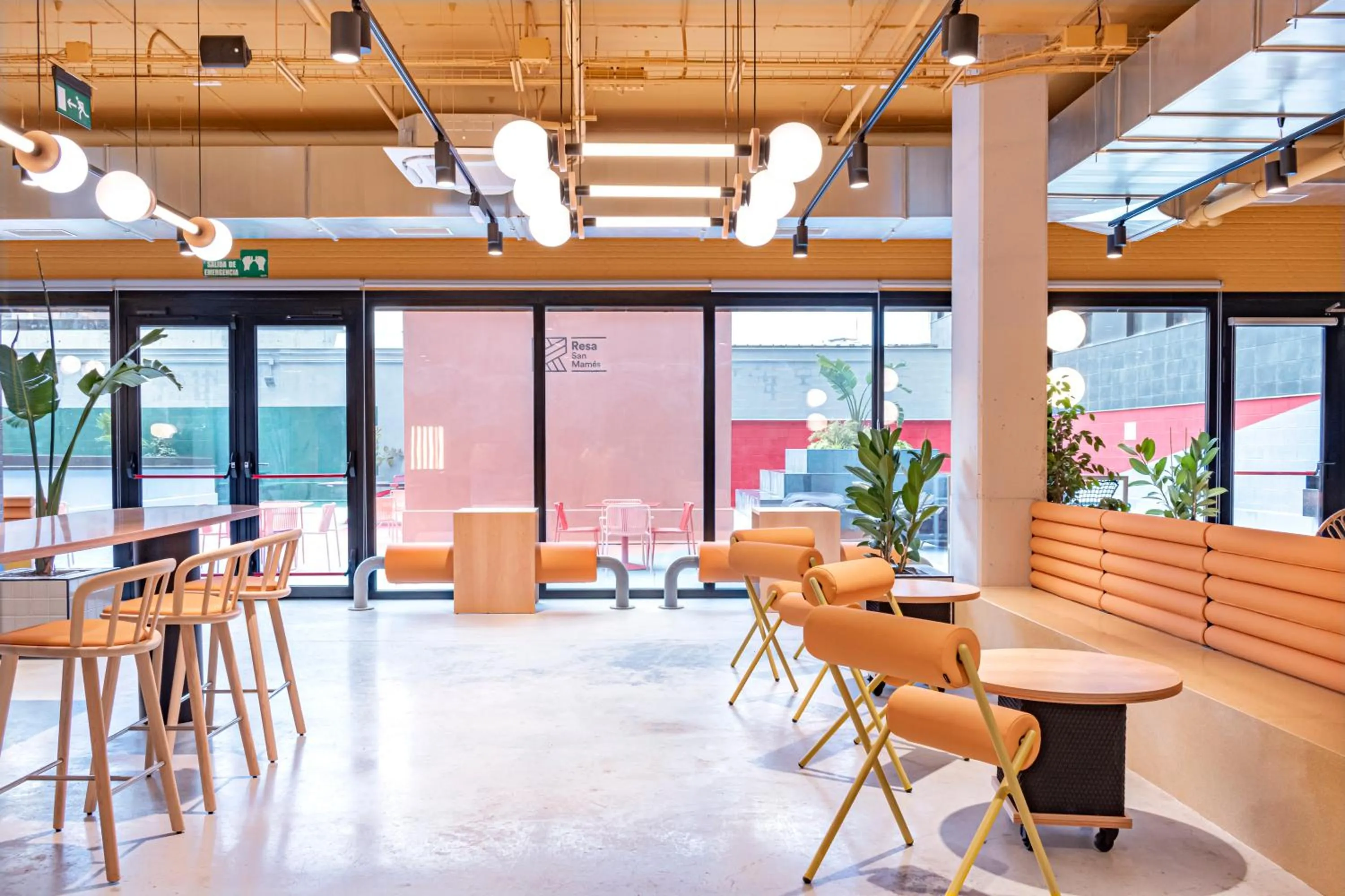 Restaurant/places to eat in Residencia Universitaria Resa San Mamés