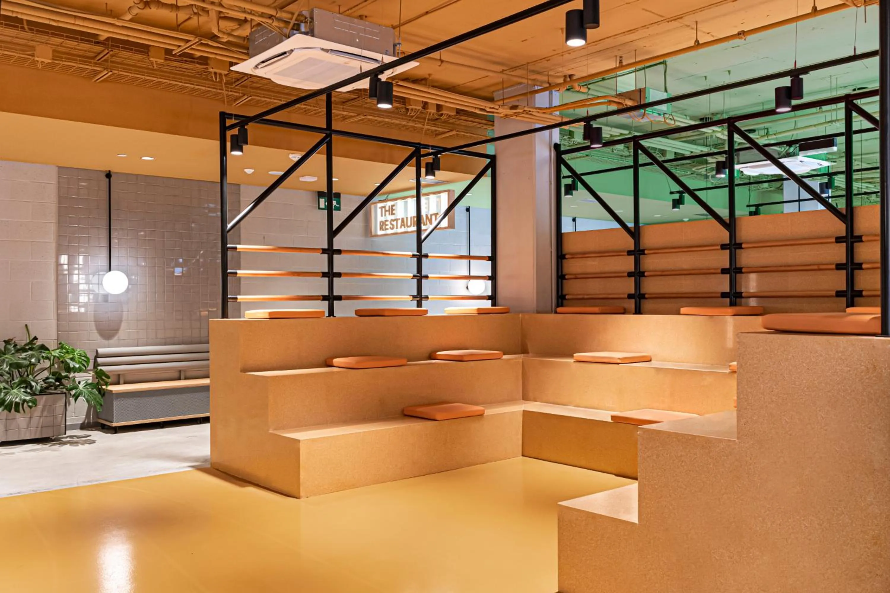 Communal lounge/ TV room in Residencia Universitaria Resa San Mamés