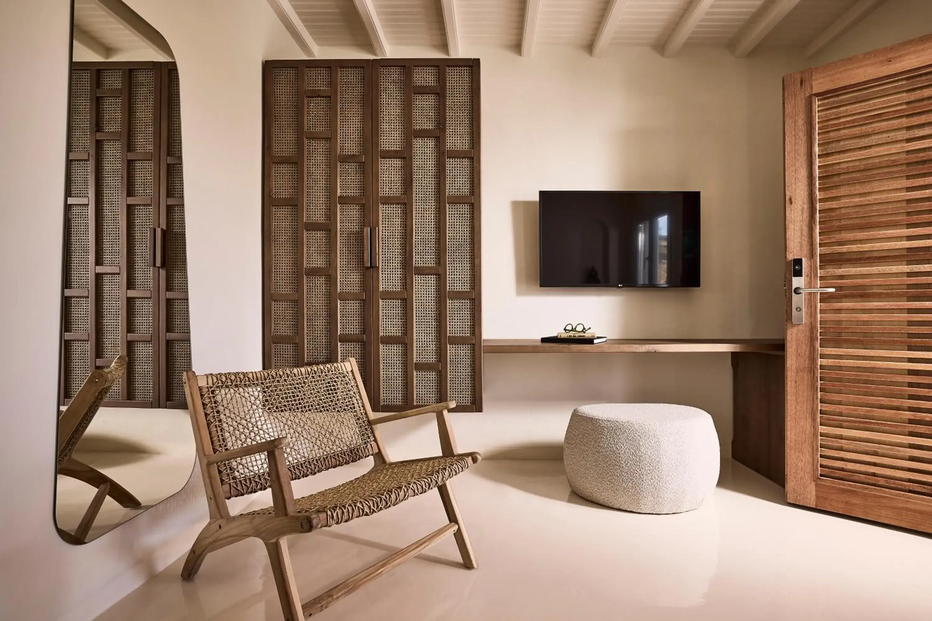 Suite with Hot Tub in Sharm Hotel Mykonos Suite with Hot Tub in Sharm Hotel Mykonos