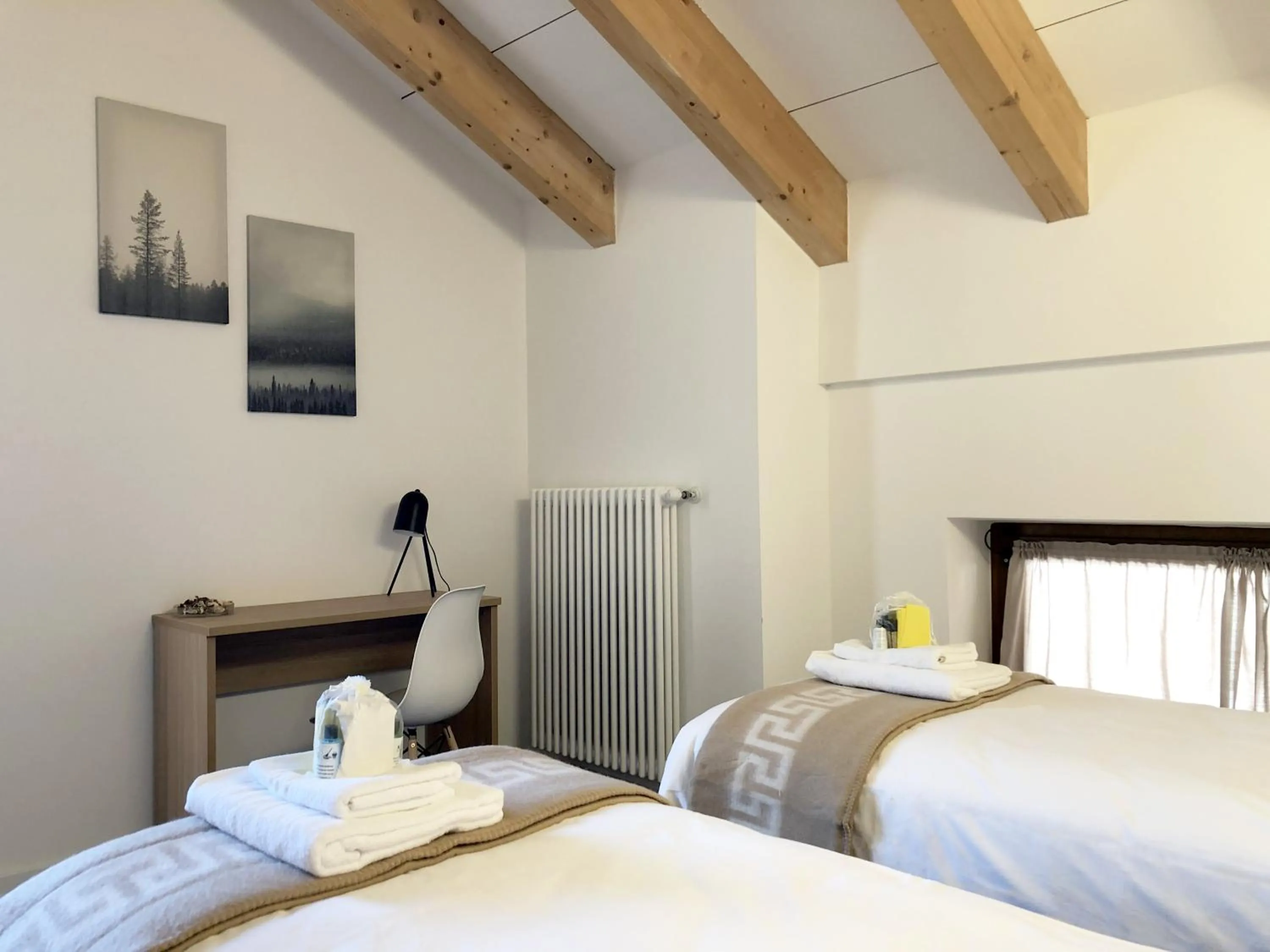 Bed in Residence Aurora