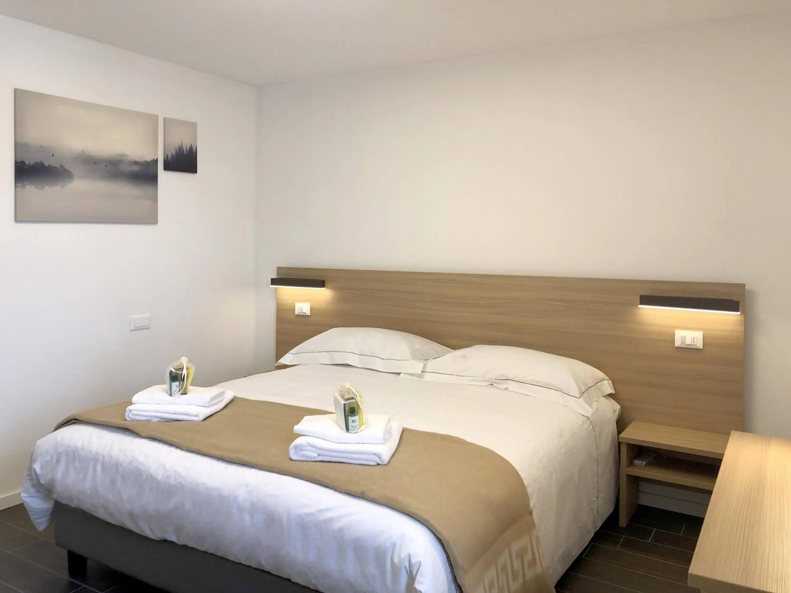 Bed in Residence Aurora