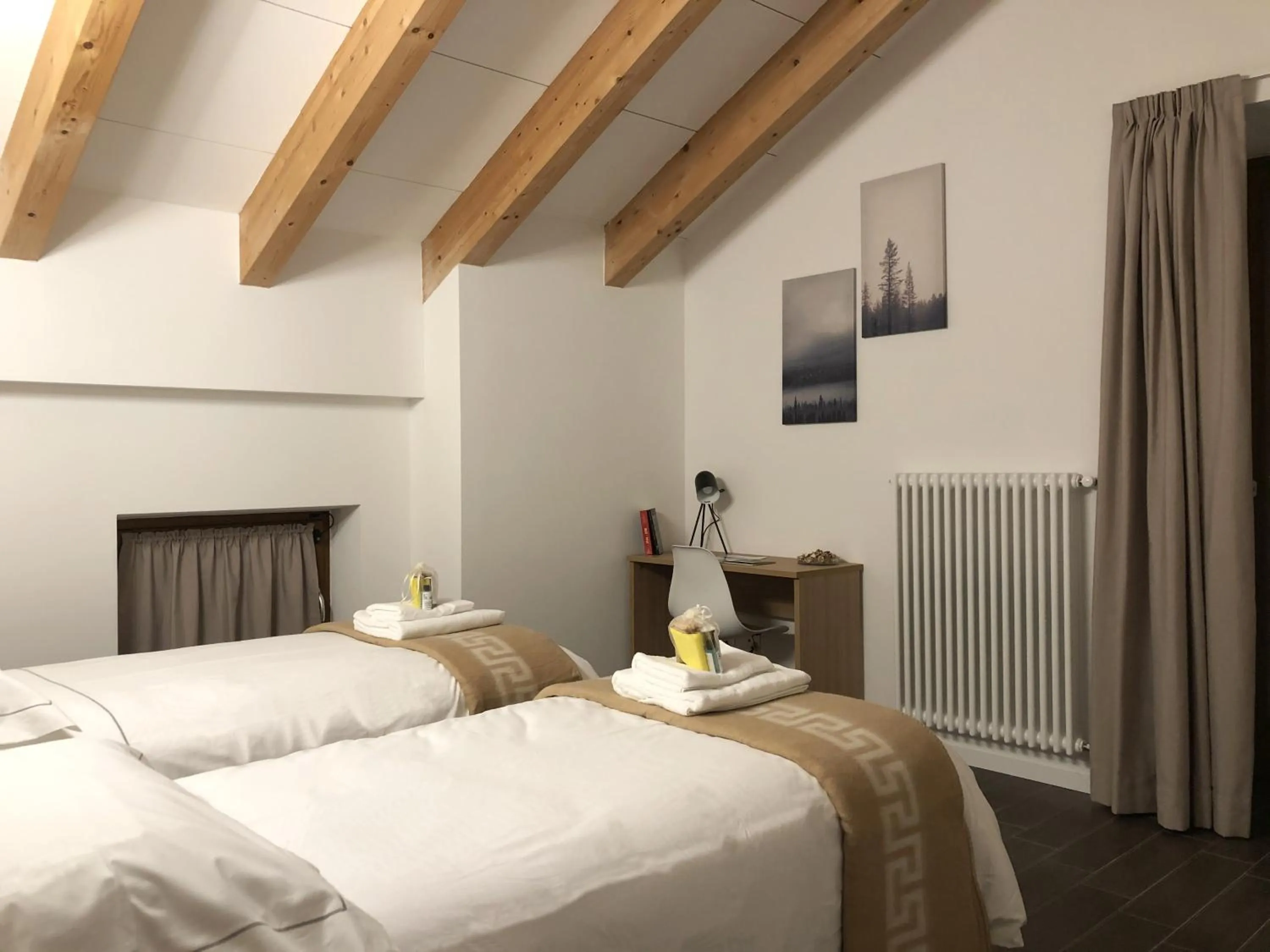 Bed in Residence Aurora