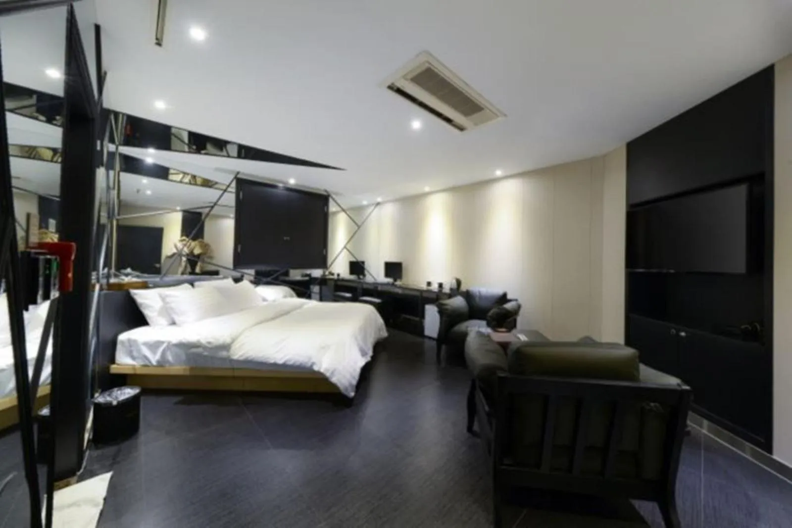 Bed in Life Style S Hotel