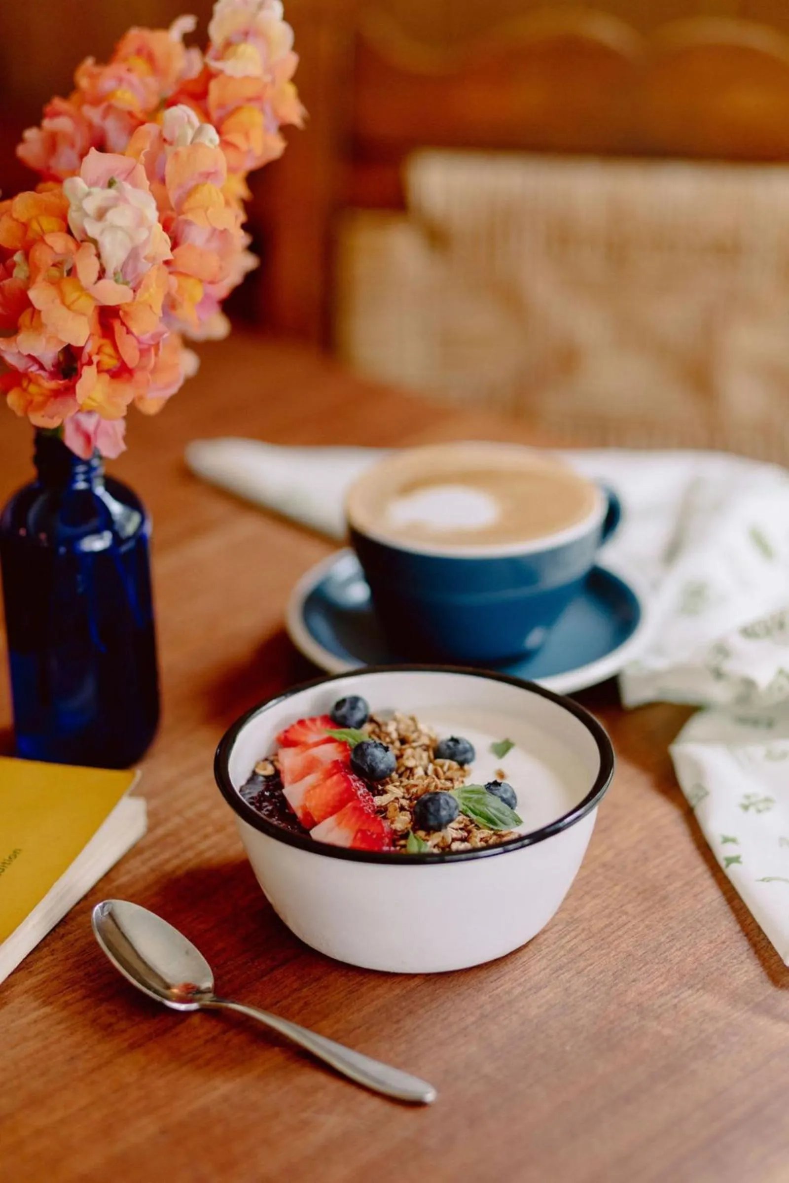 Breakfast in Callicoon Hills