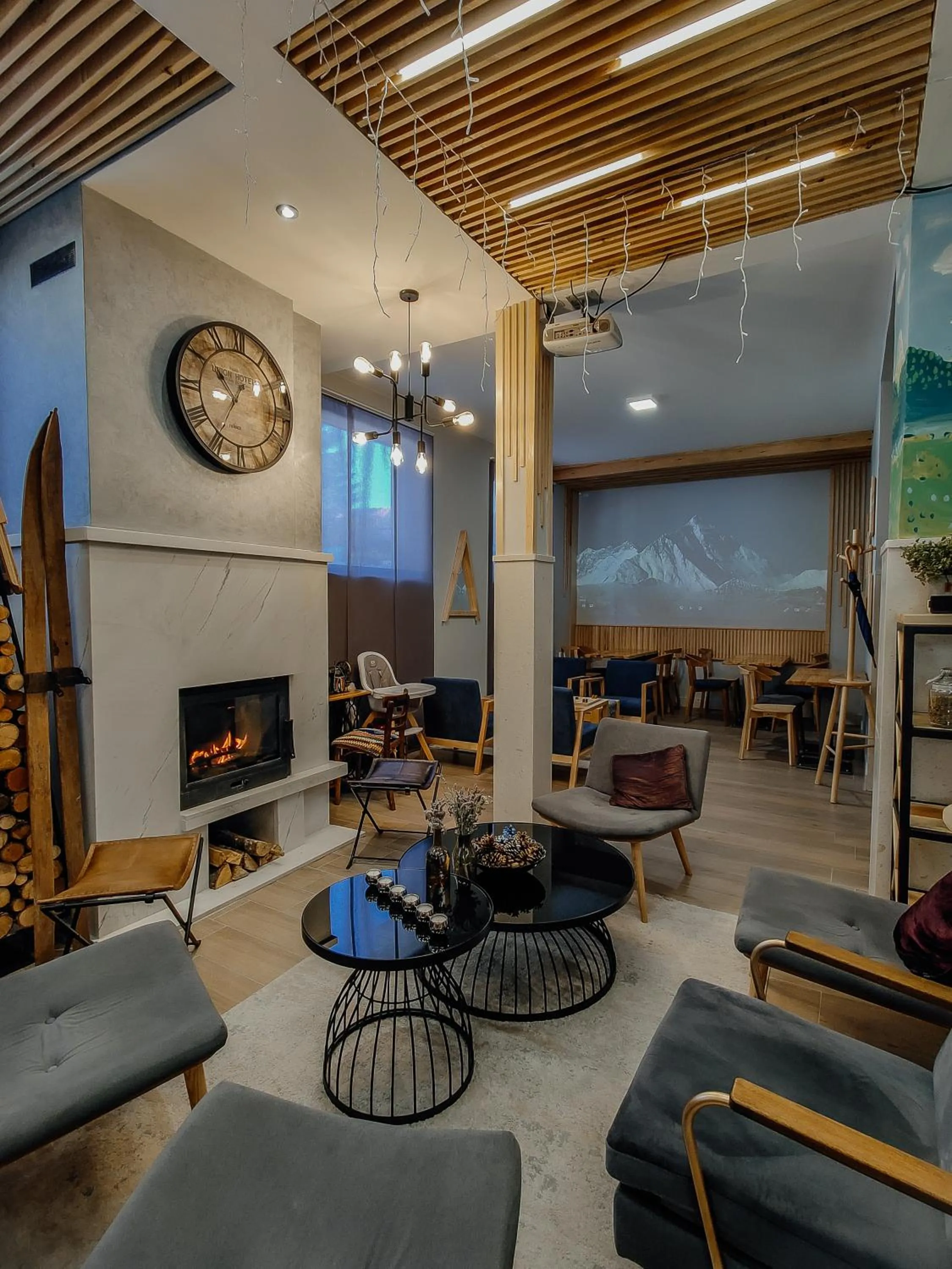 Lounge or bar in Casa di Pino EcoLodge Hotel