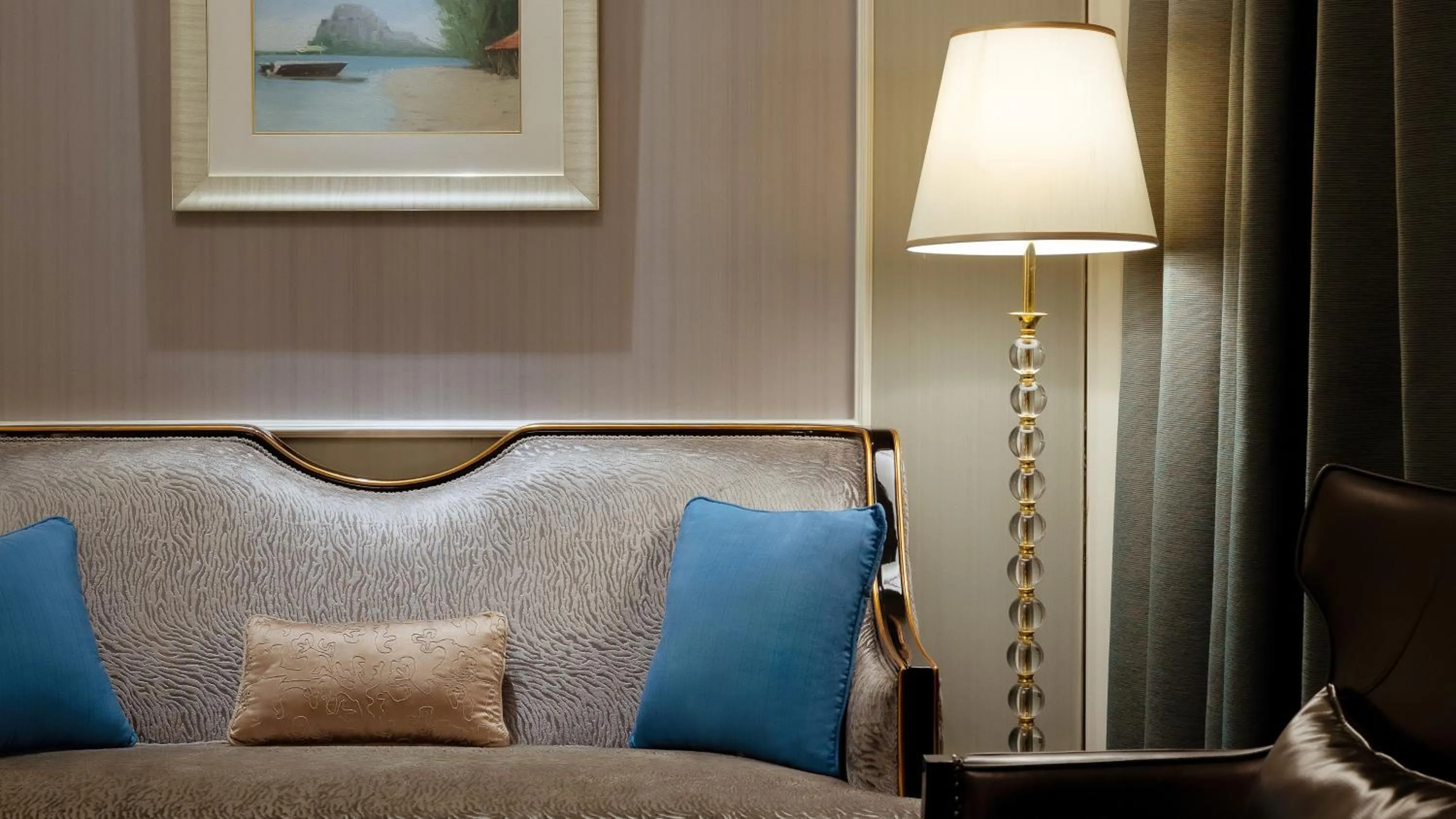 Photo of the whole room in InterContinental Chengdu Global Center by IHG