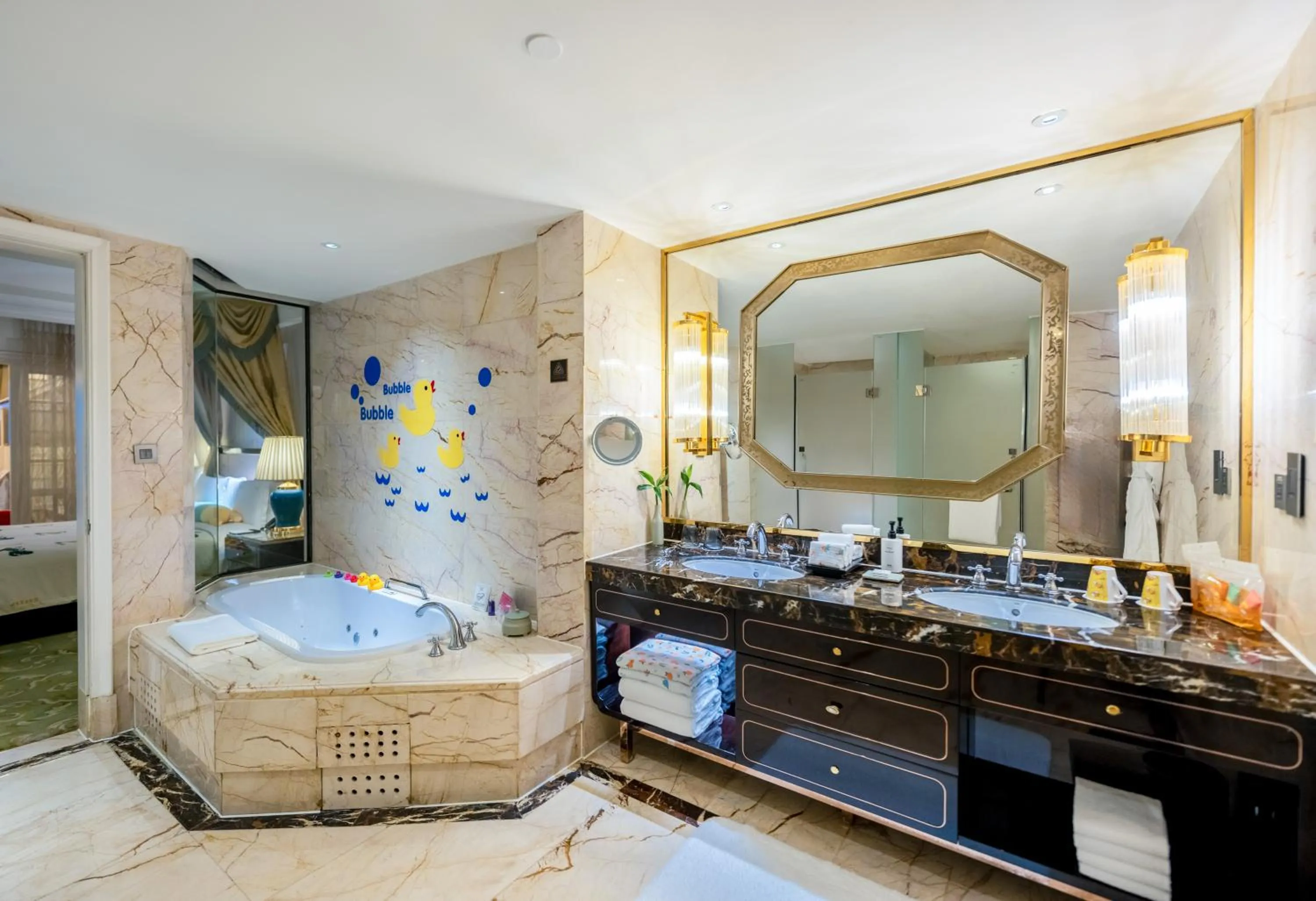 Bathroom in InterContinental Chengdu Global Center by IHG