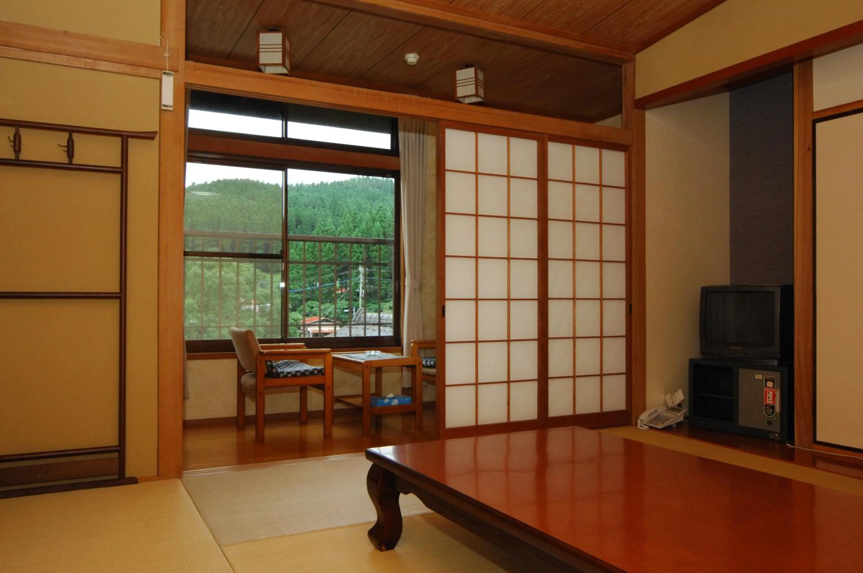 Photo of the whole room in Ryokan Yunosako