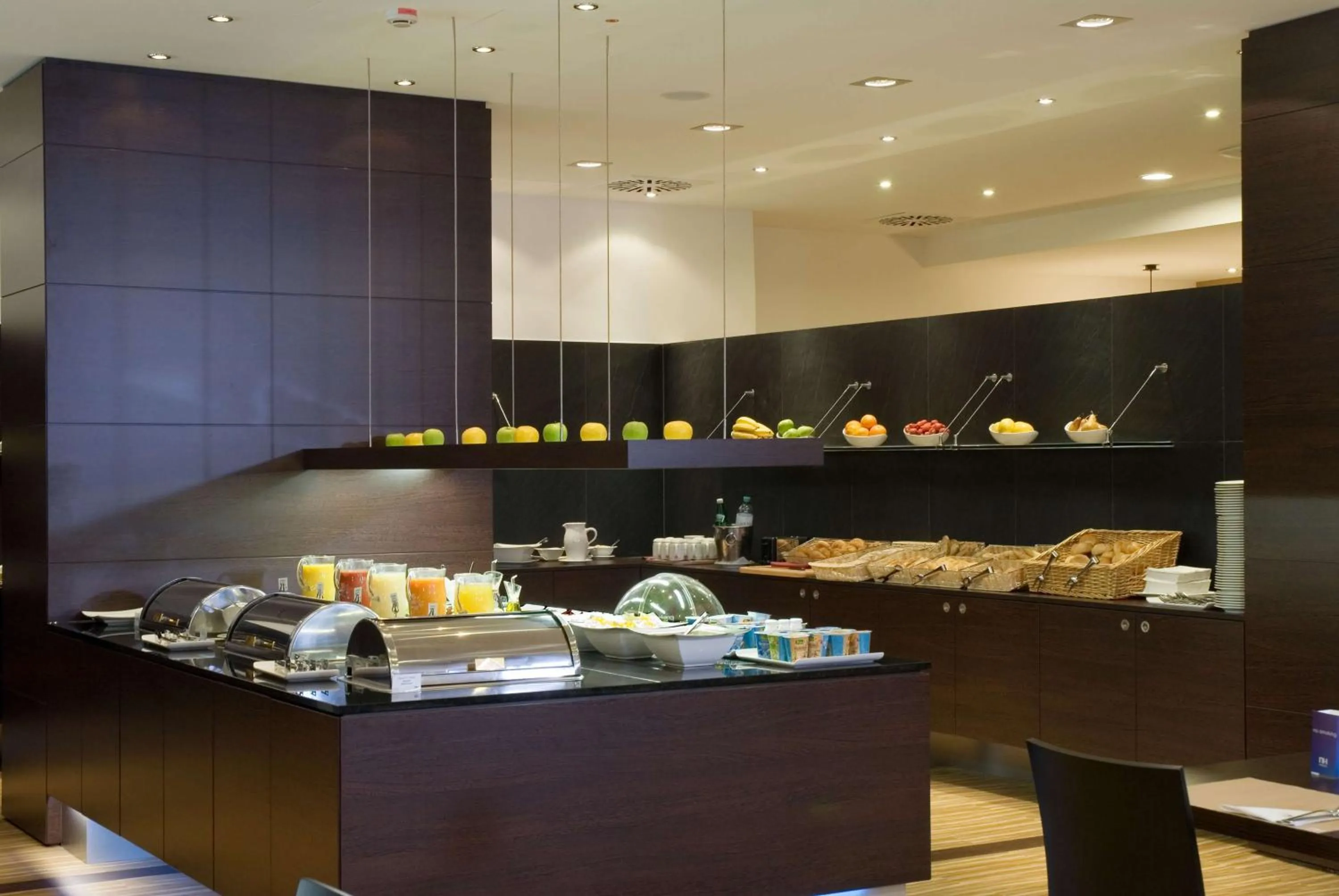 Breakfast in NH Wien City