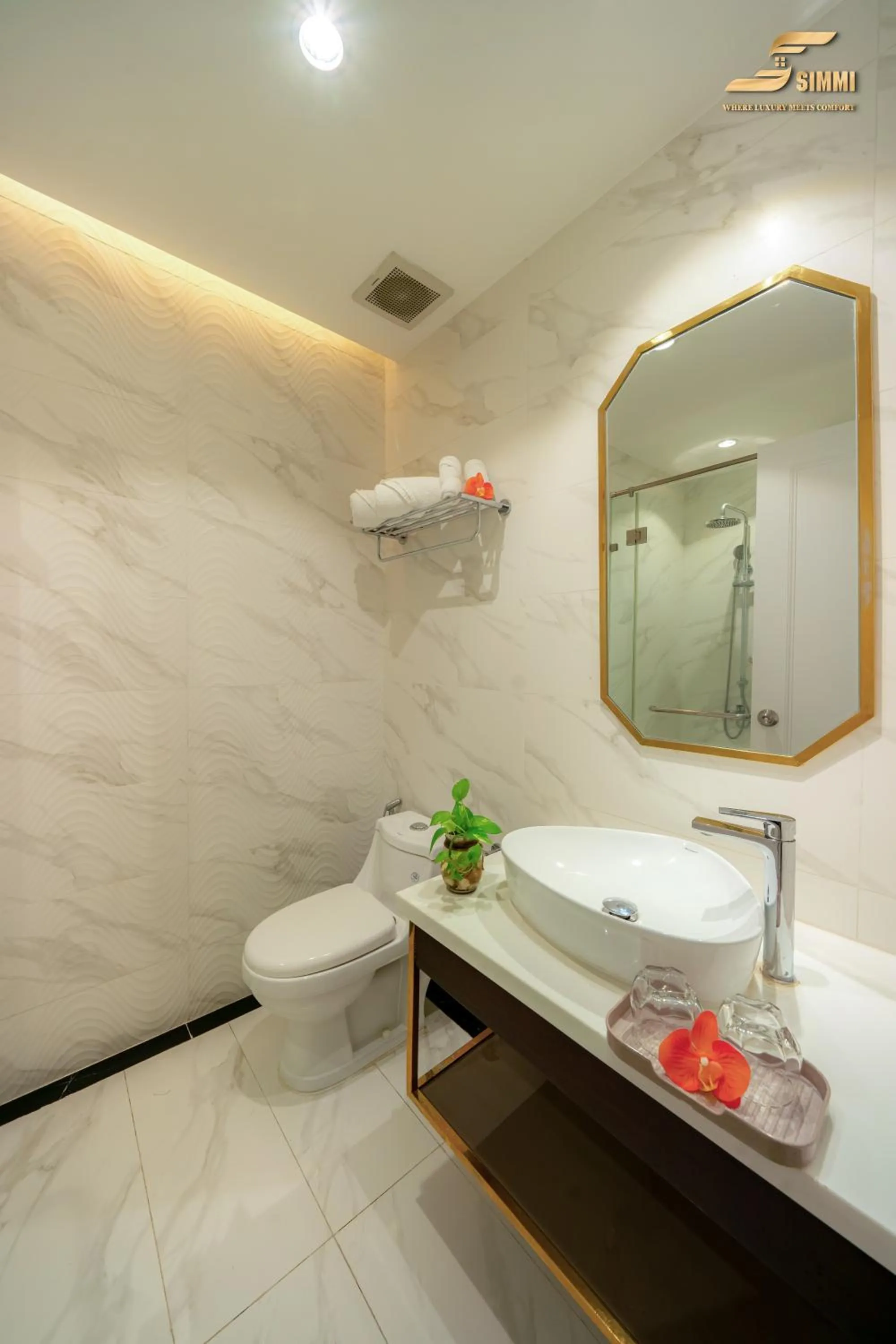 Toilet in Simmi 6 Hotel & Apartment