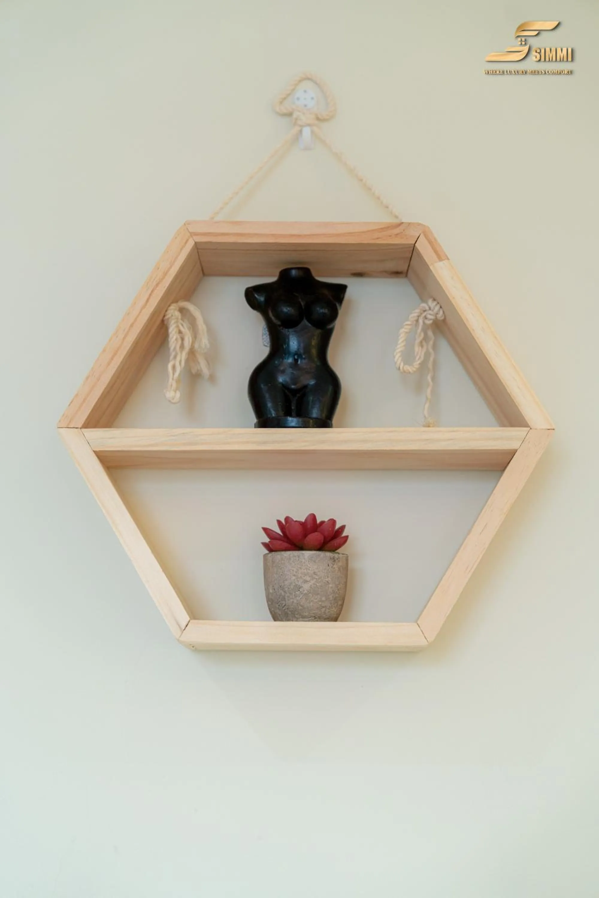 Decorative detail in Simmi 6 Hotel & Apartment