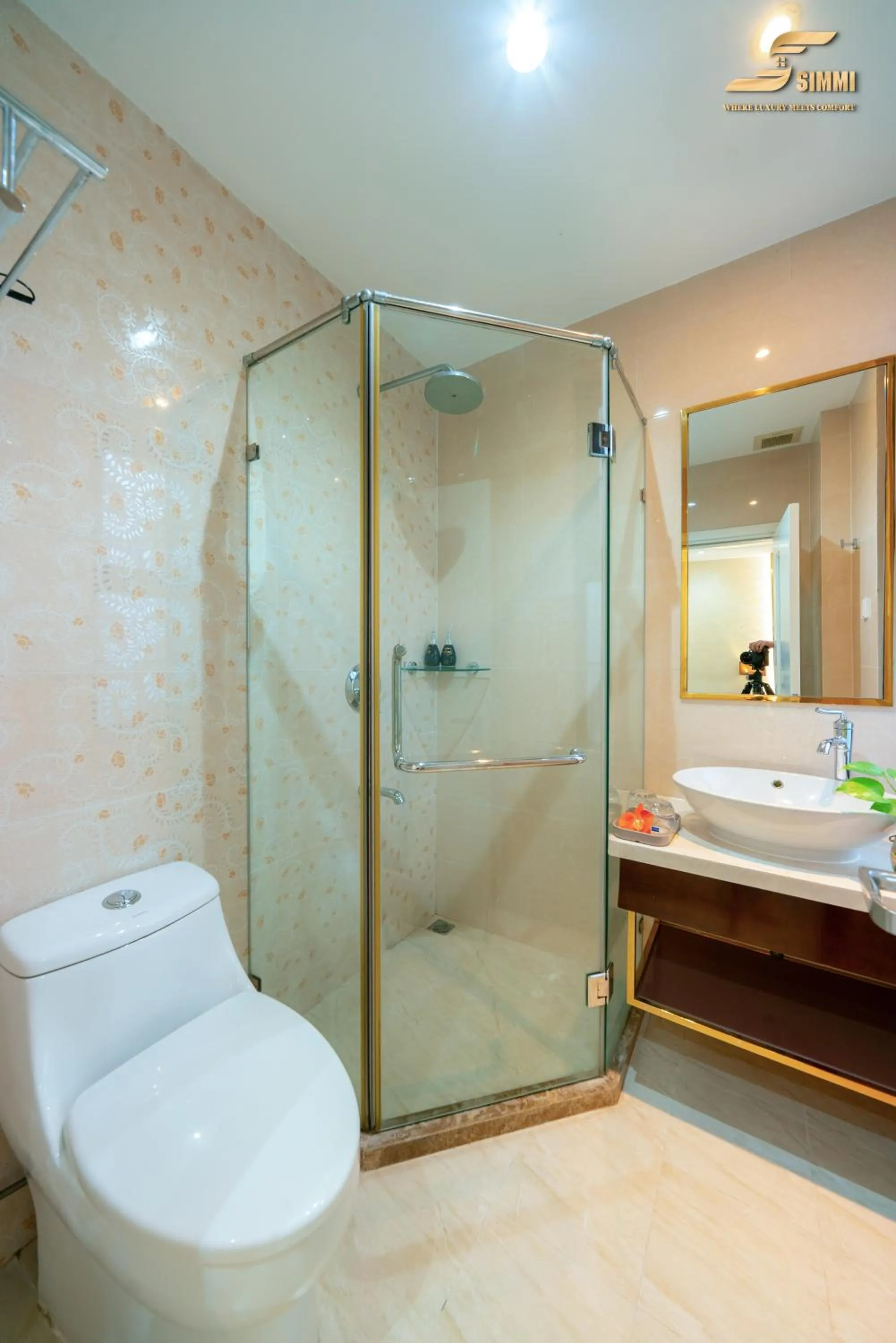 Toilet in Simmi 6 Hotel & Apartment