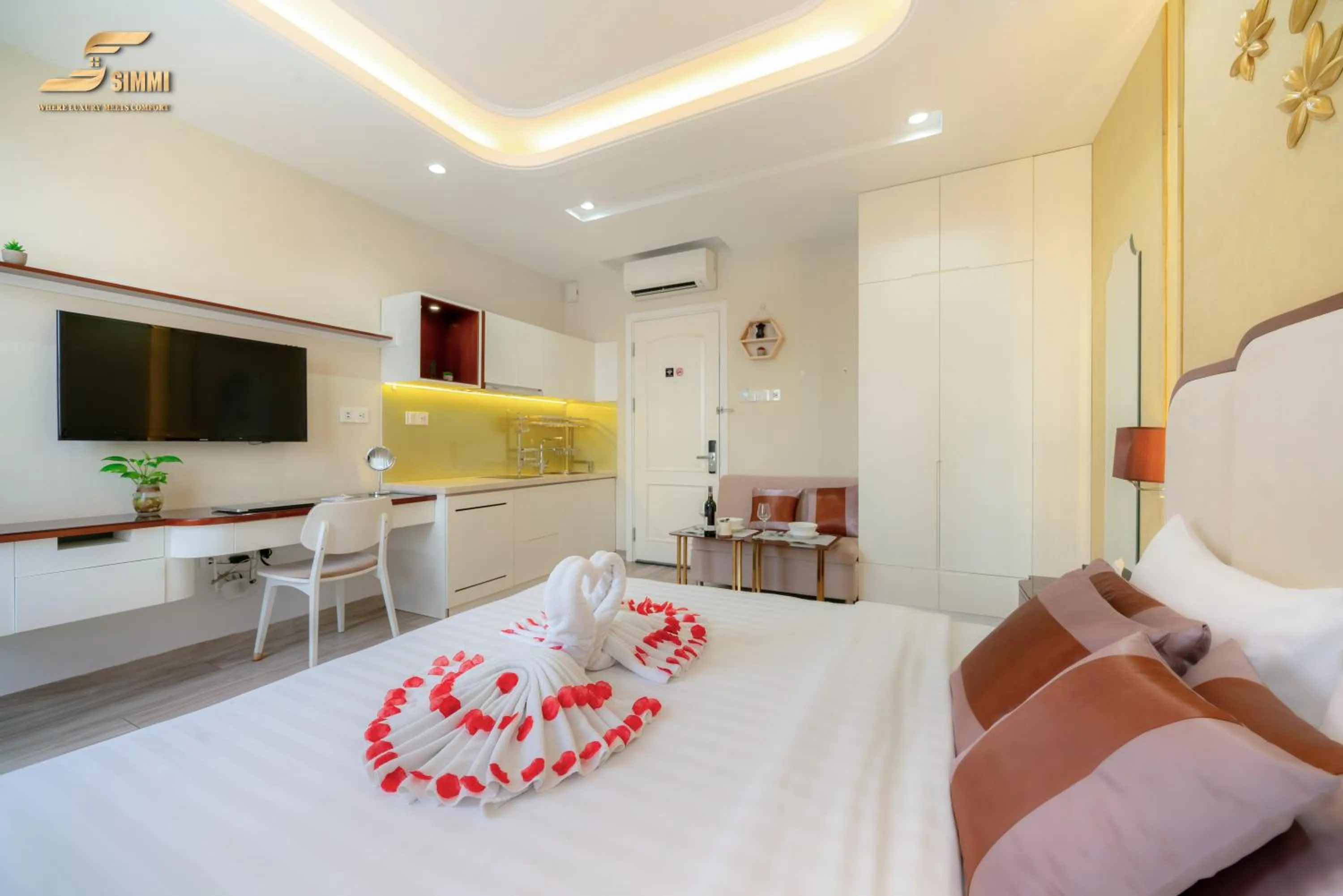 Bed in Simmi 6 Hotel & Apartment